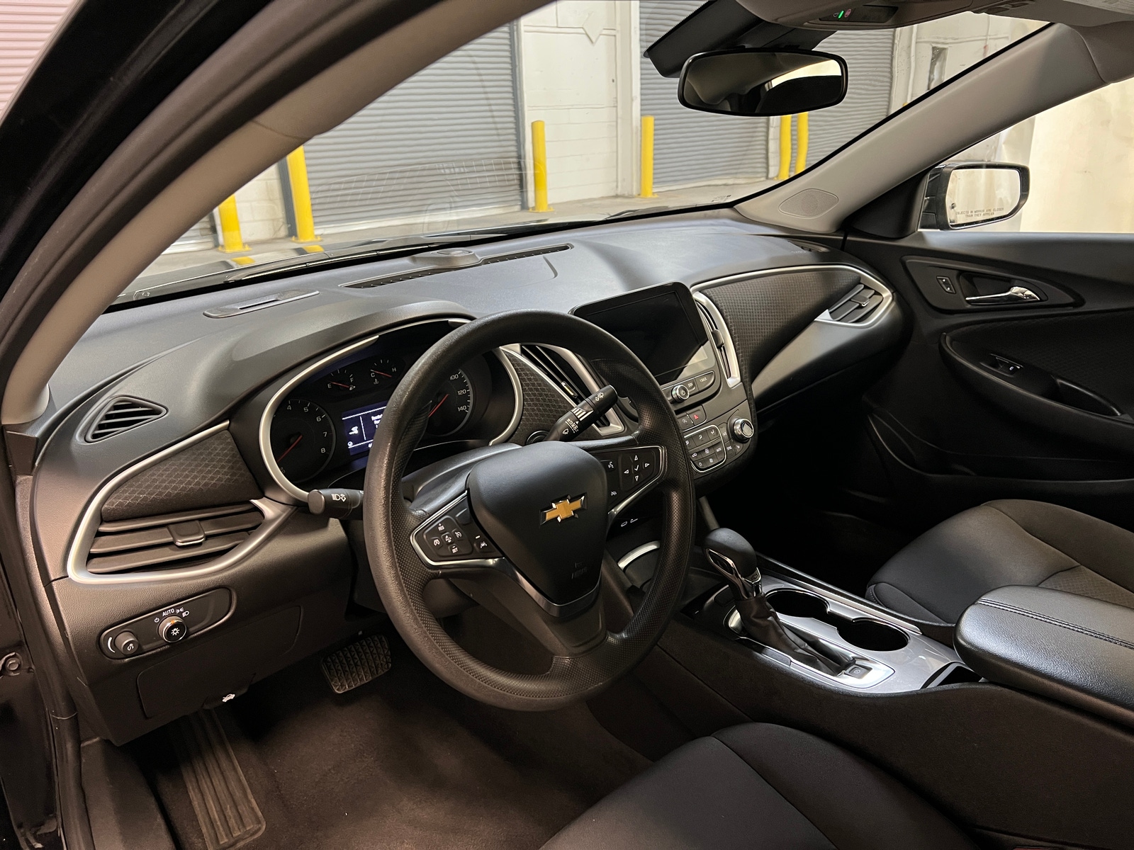 Thumbnail: 2023 Chevrolet Malibu - 3