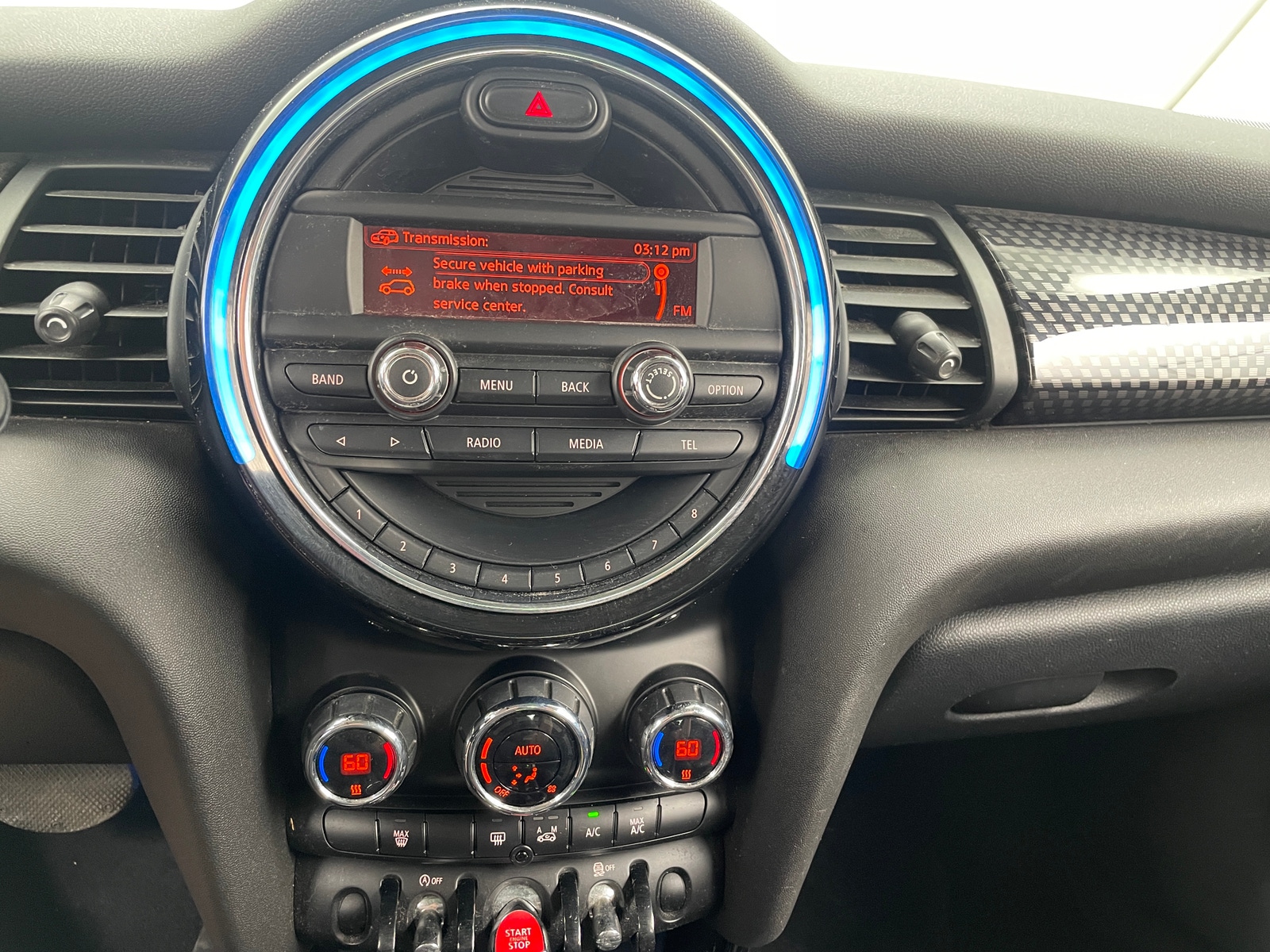 Thumbnail: 2015 MINI Cooper Hardtop - 3