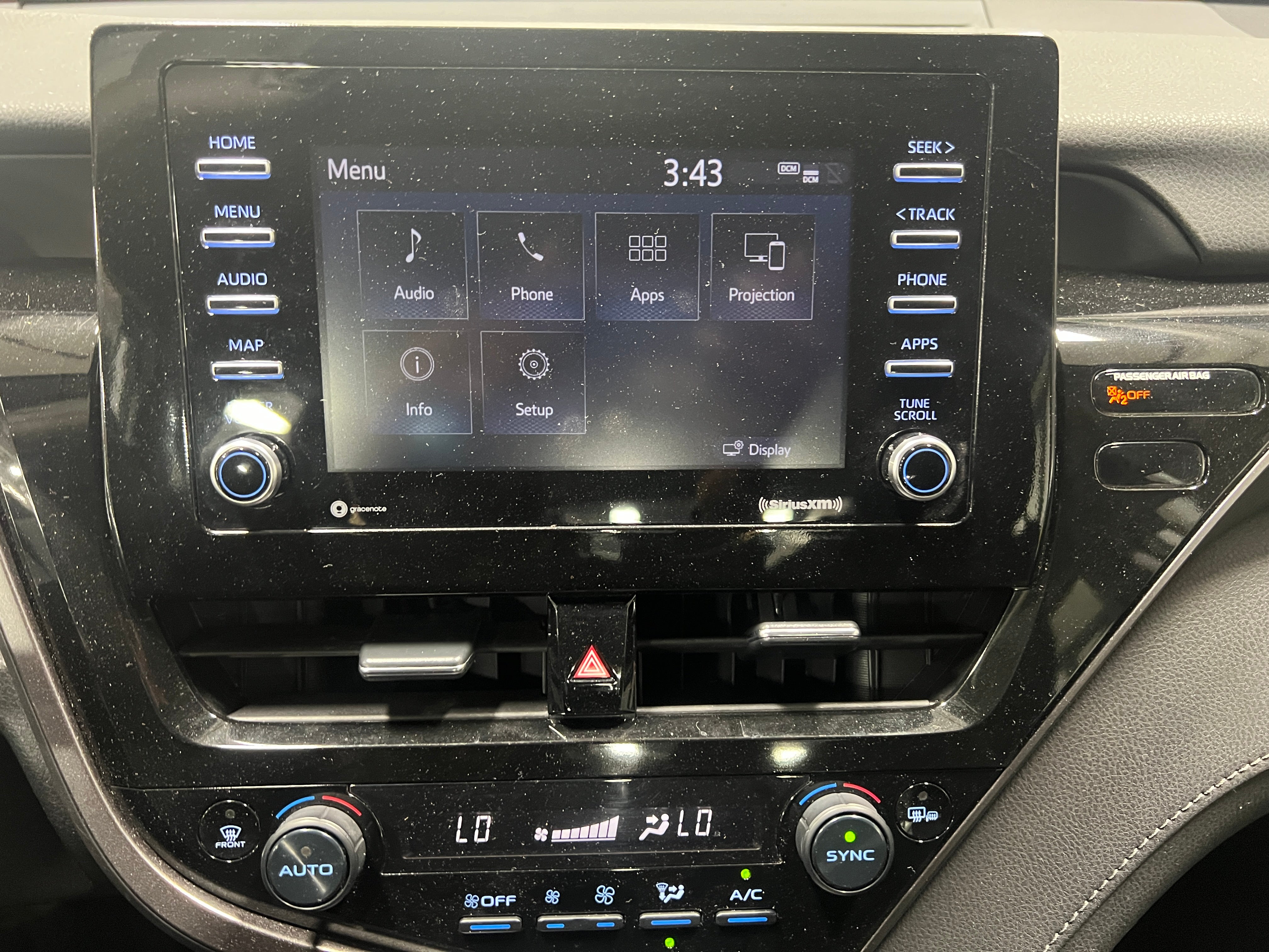 2023 Toyota Camry LE 4