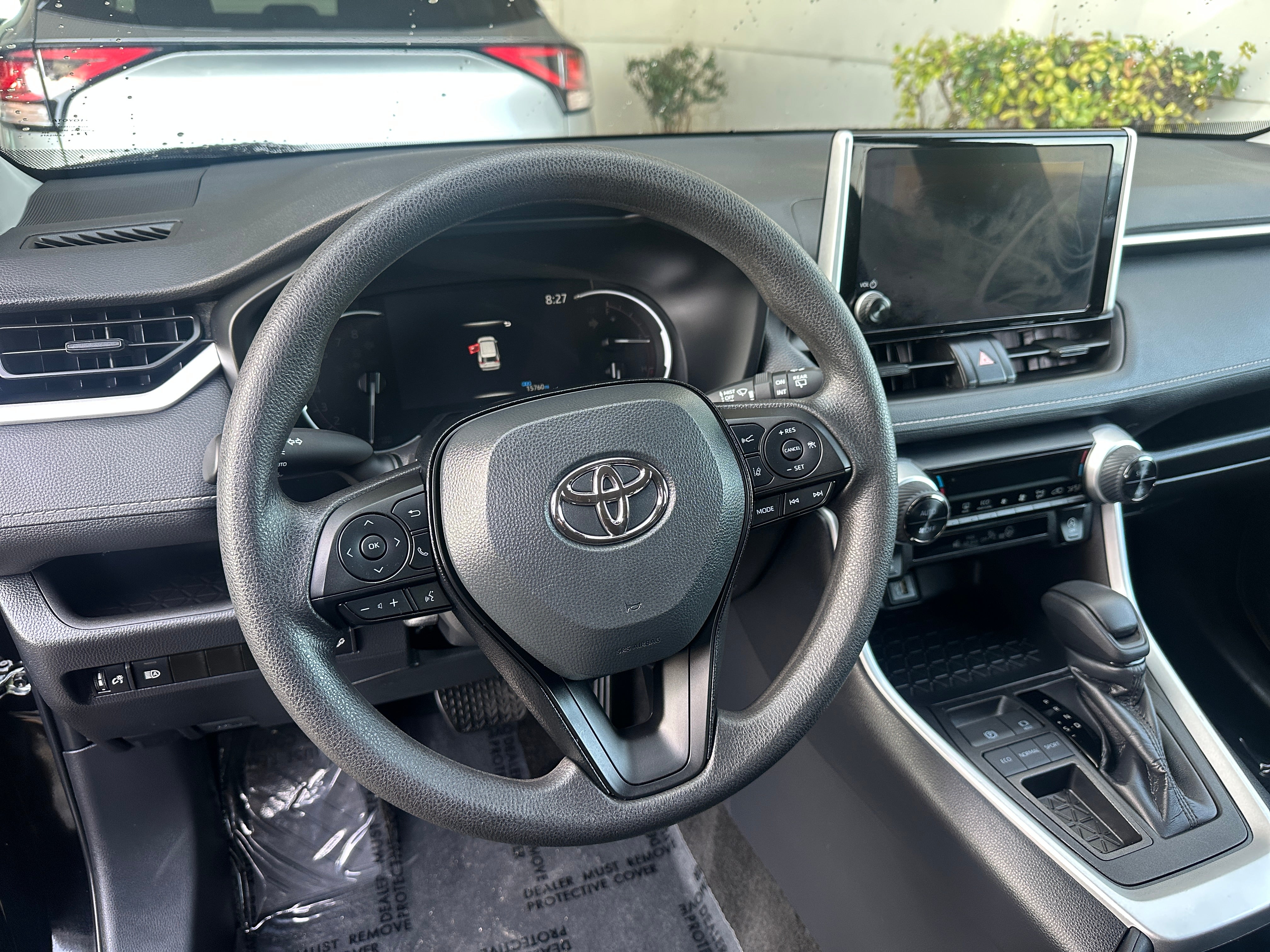 2024 Toyota RAV4 XLE 5