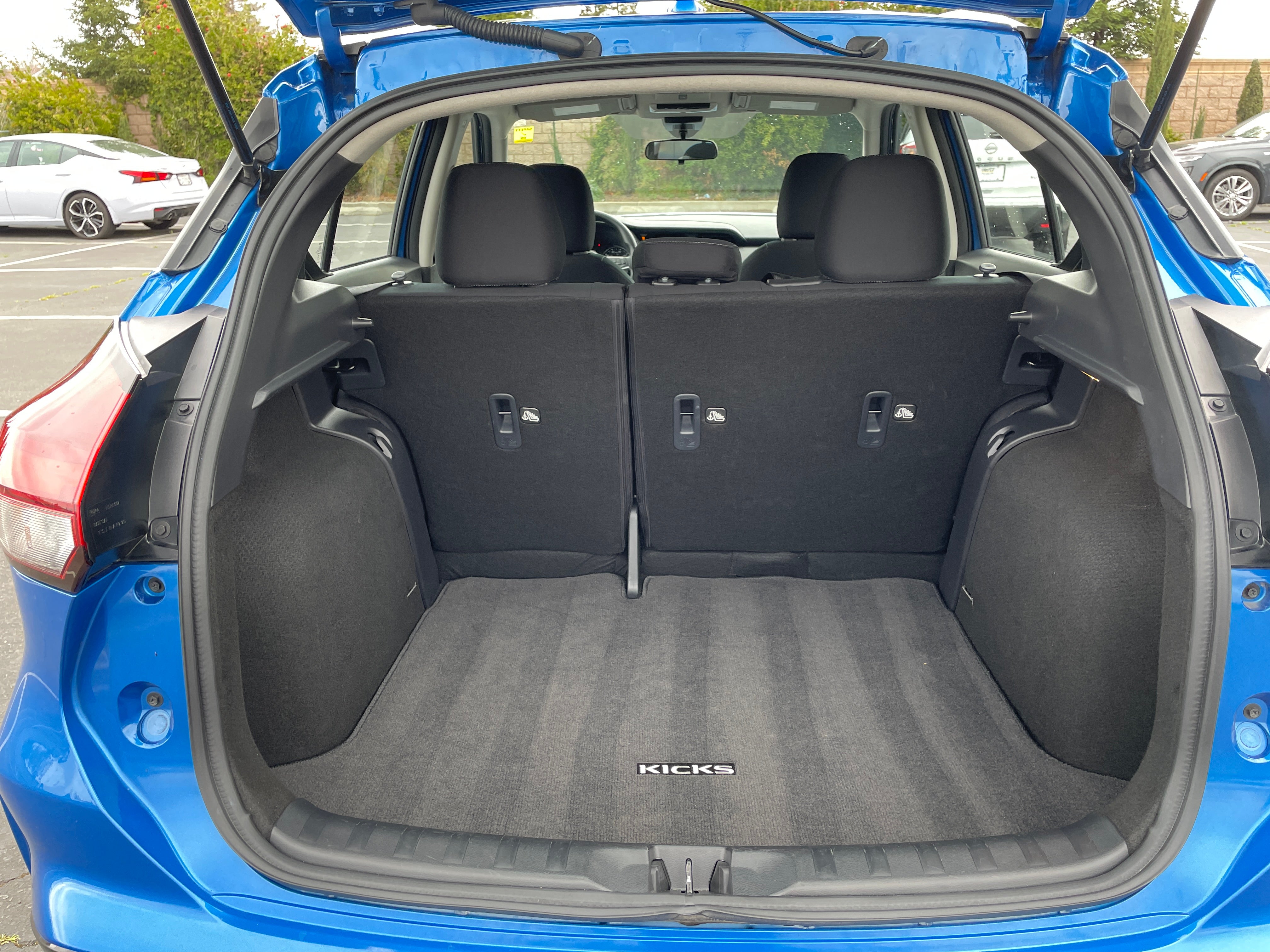 2024 Nissan Kicks SV 6