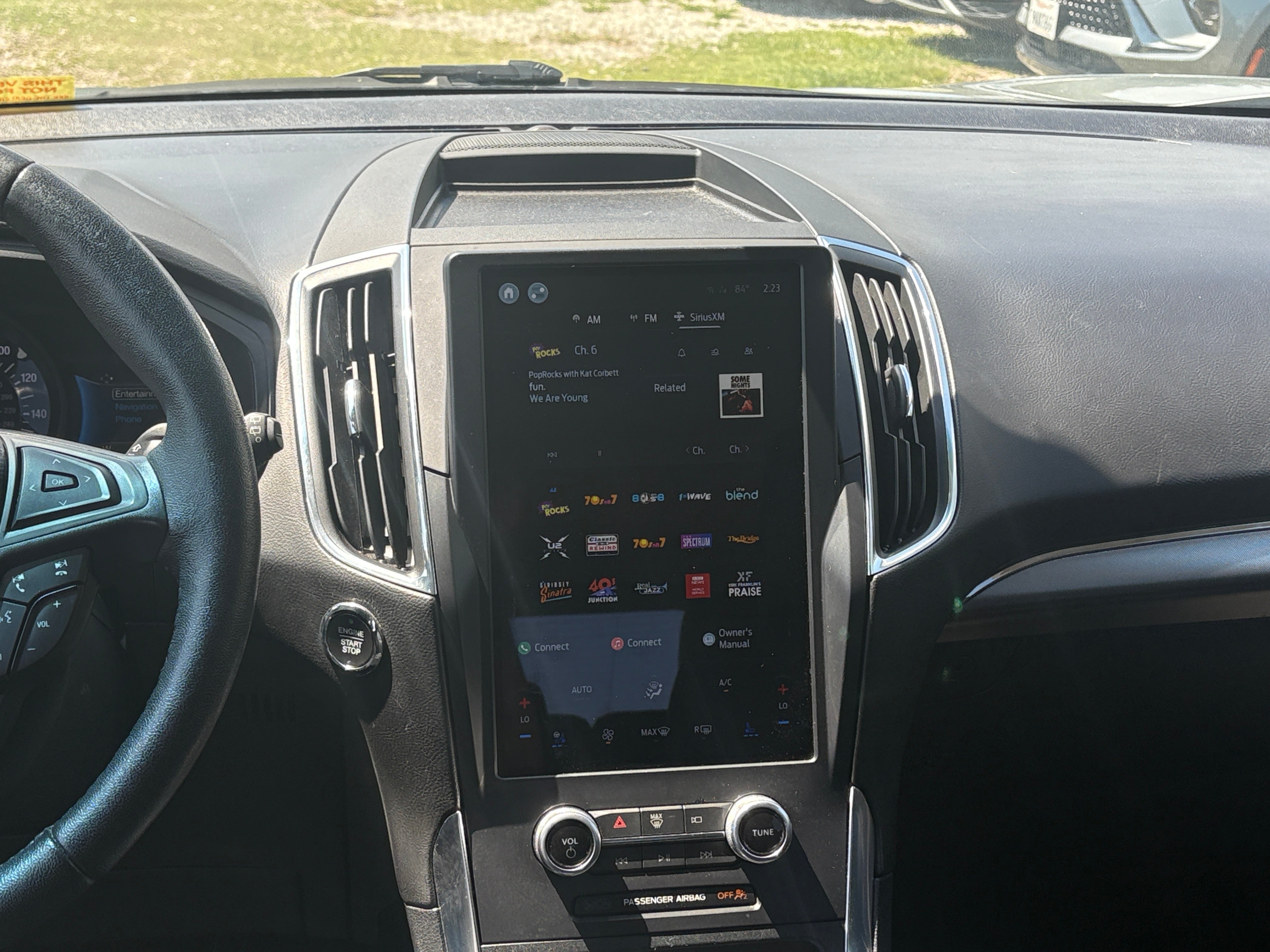 2022 Ford Edge Titanium 4