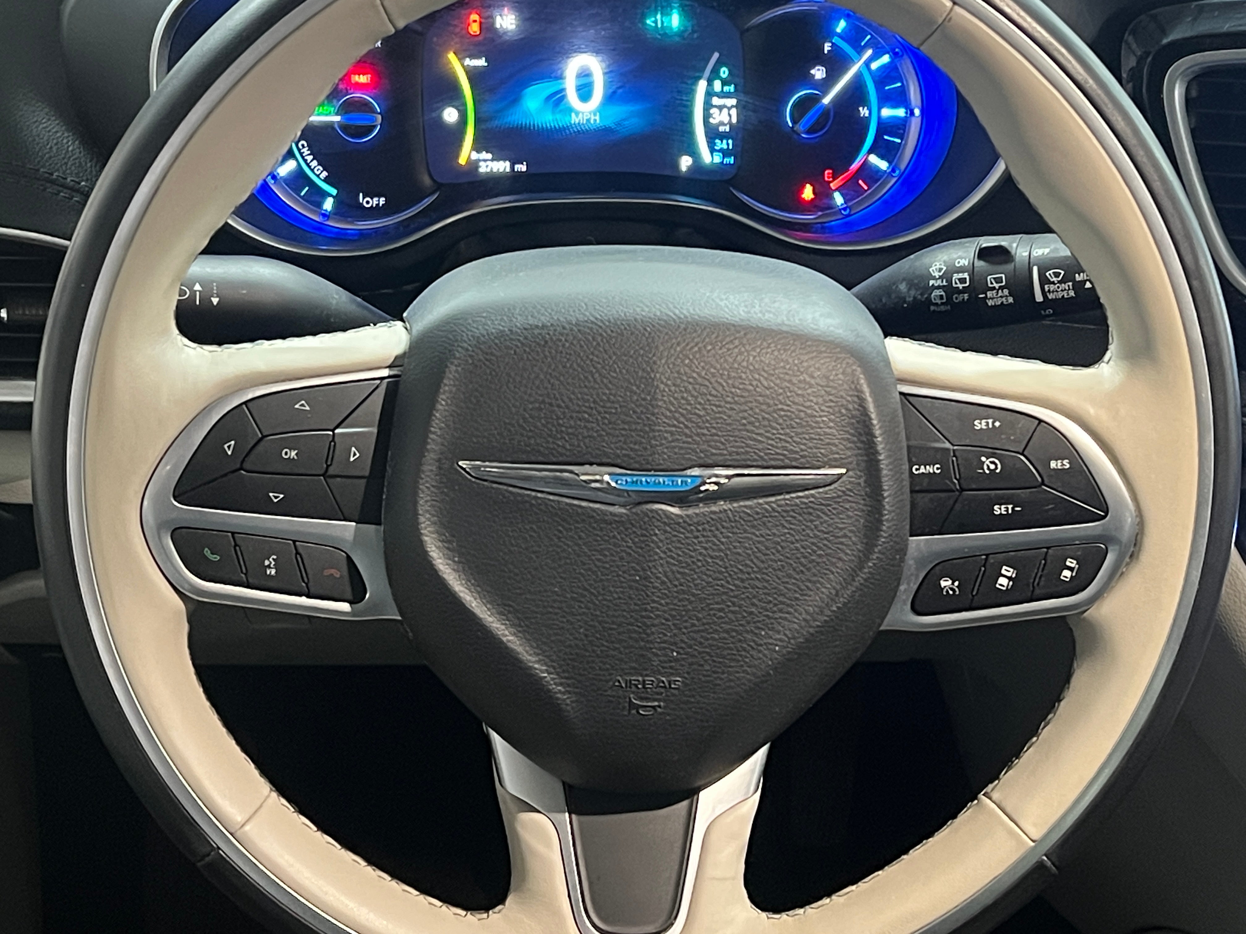 2020 Chrysler Pacifica Hybrid Limited 4