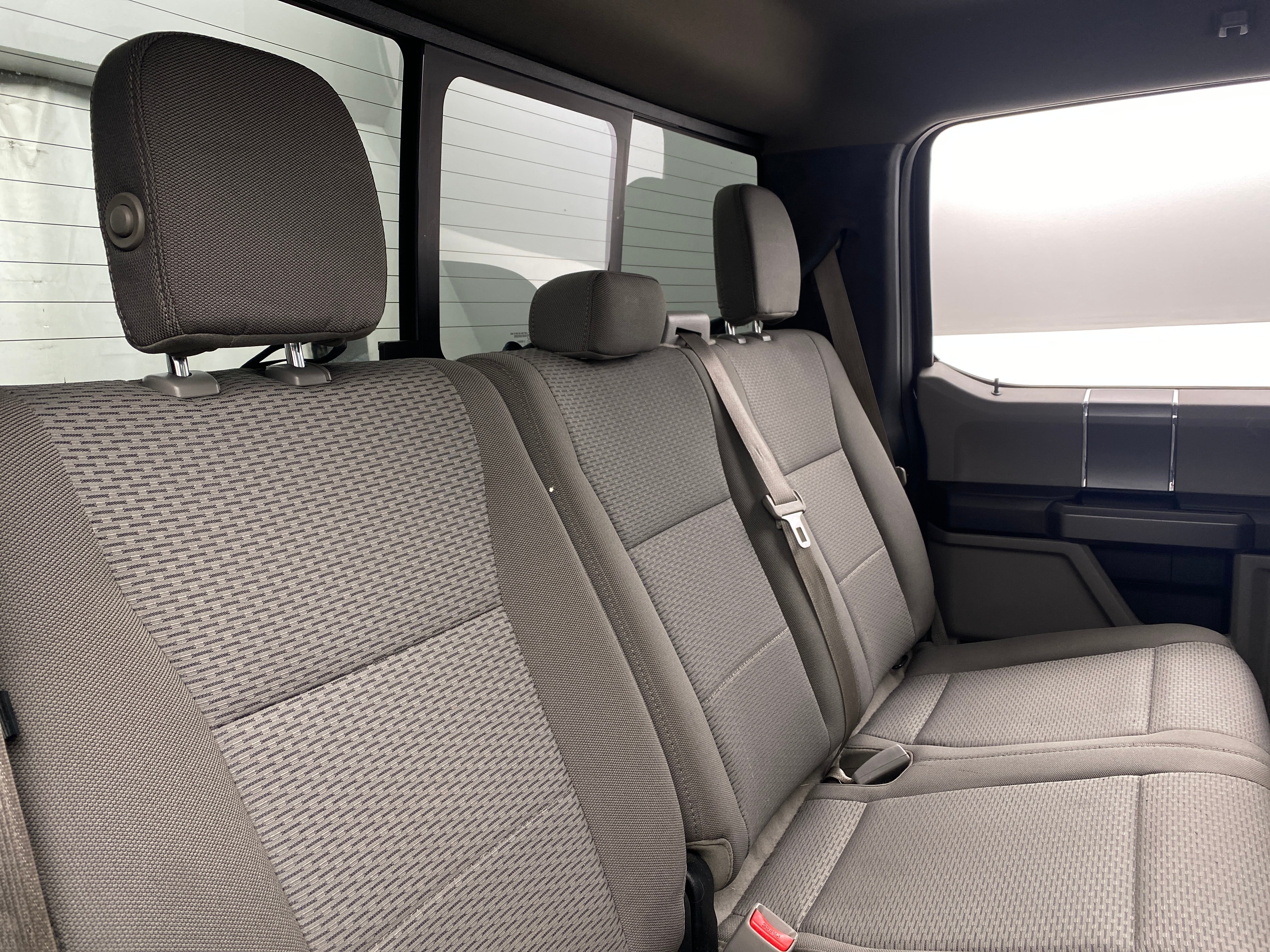 2017 Ford Econoline E-150 6