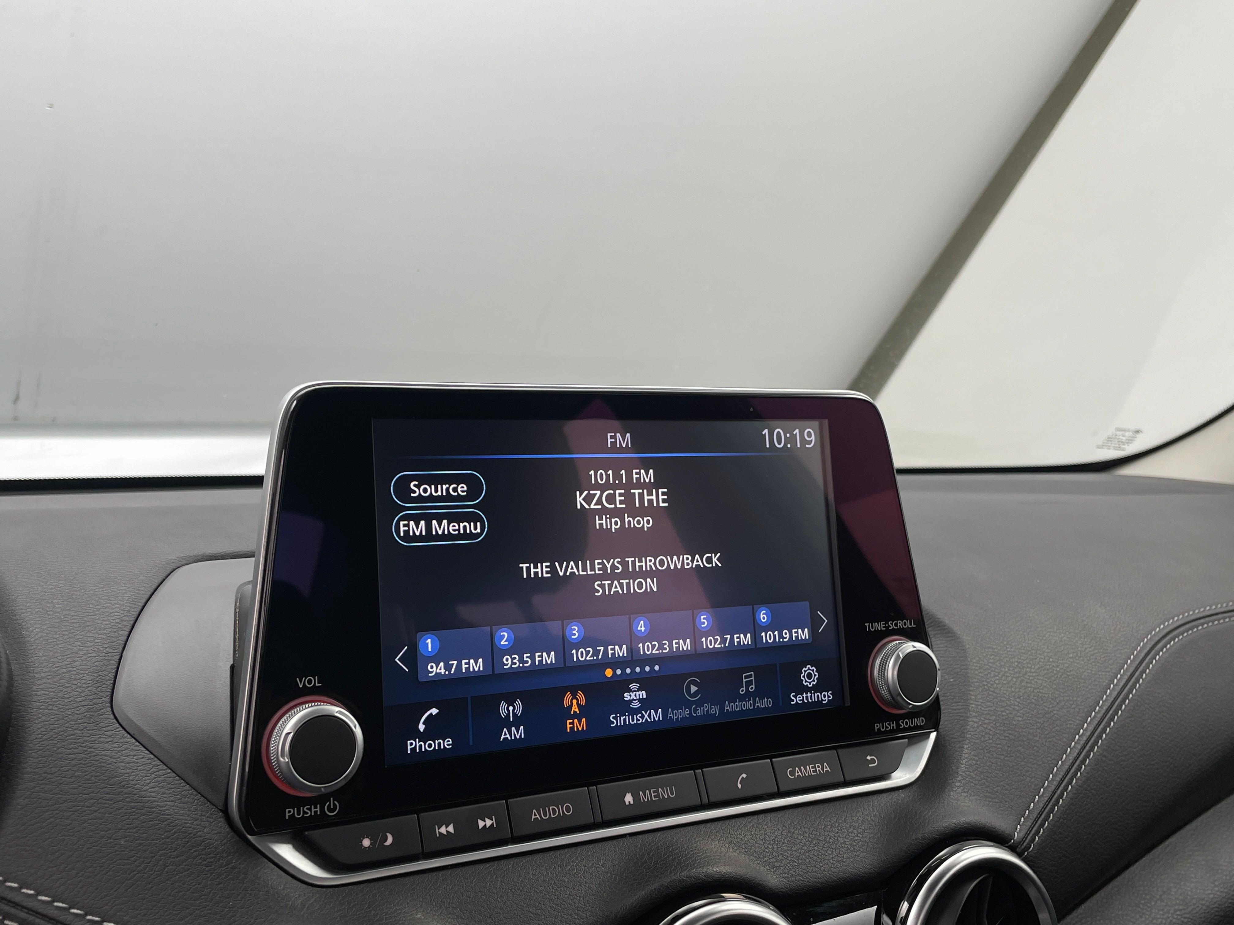 2023 Nissan Sentra SV 4