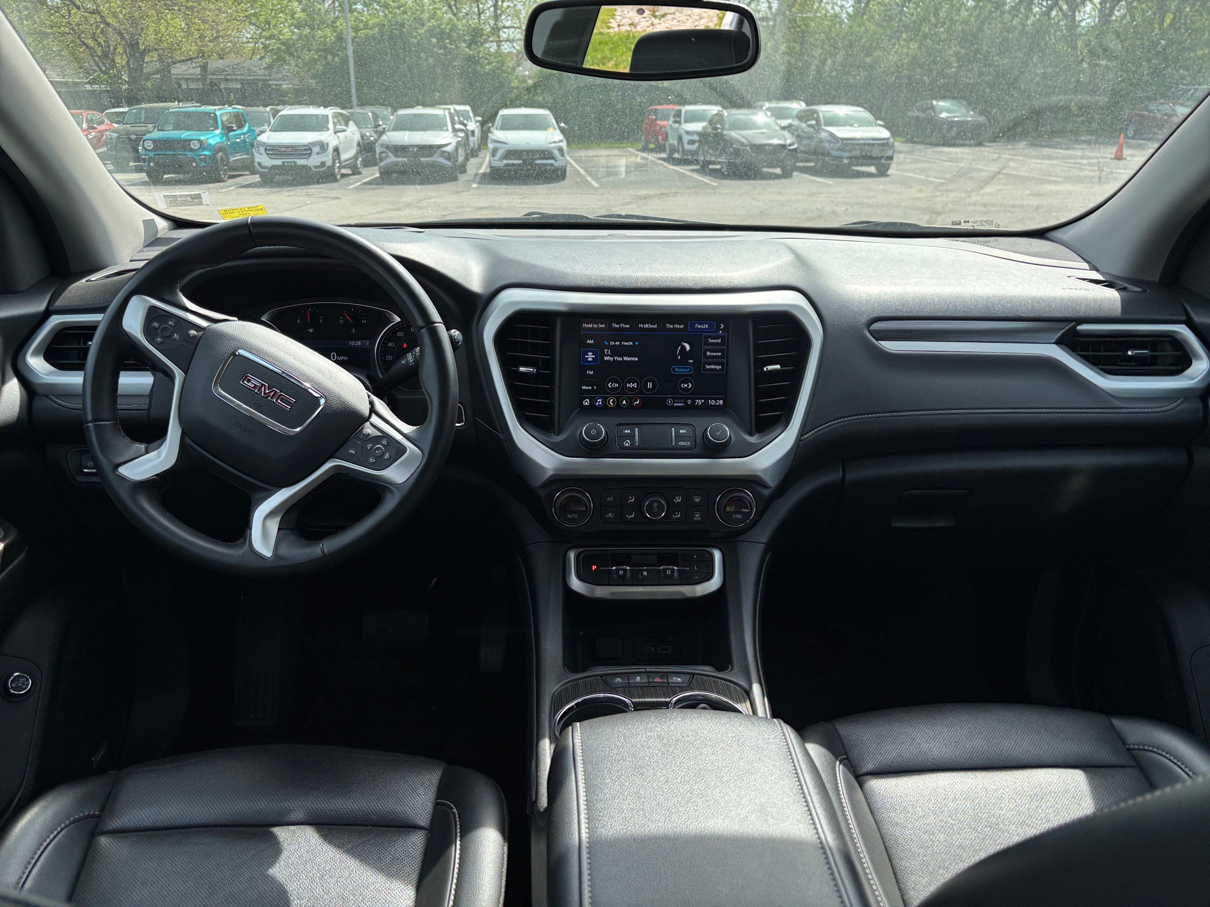 2023 GMC Acadia SLT 2