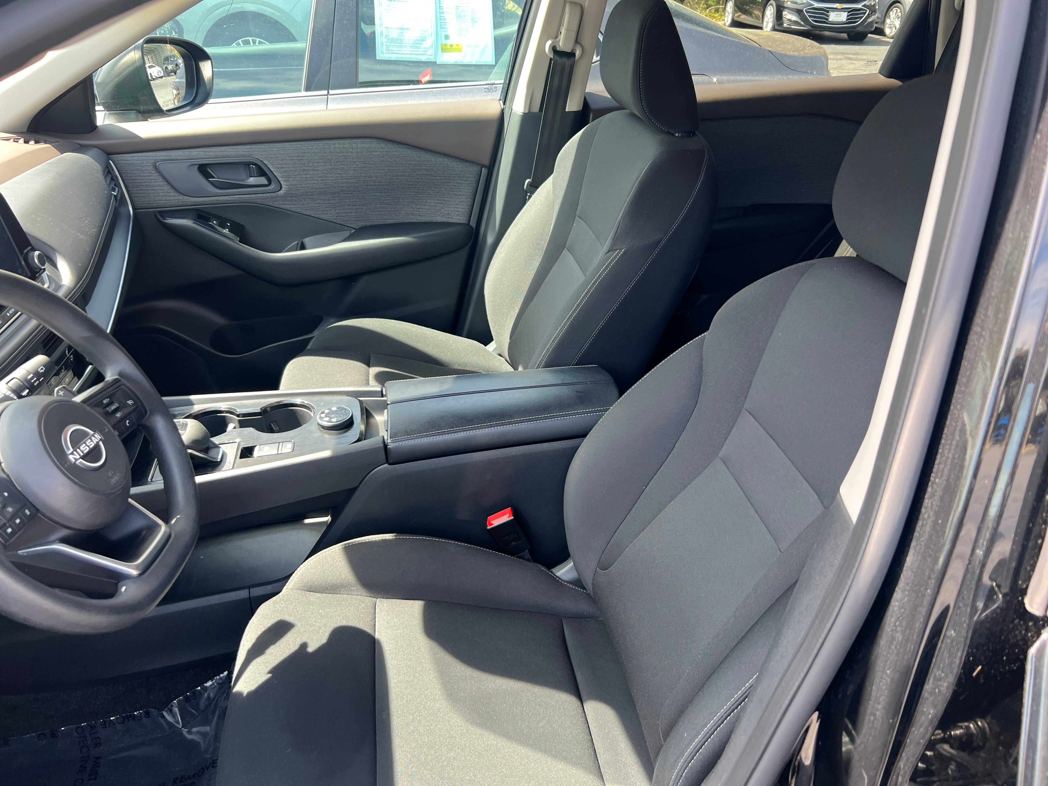 2023 Nissan Rogue S 2