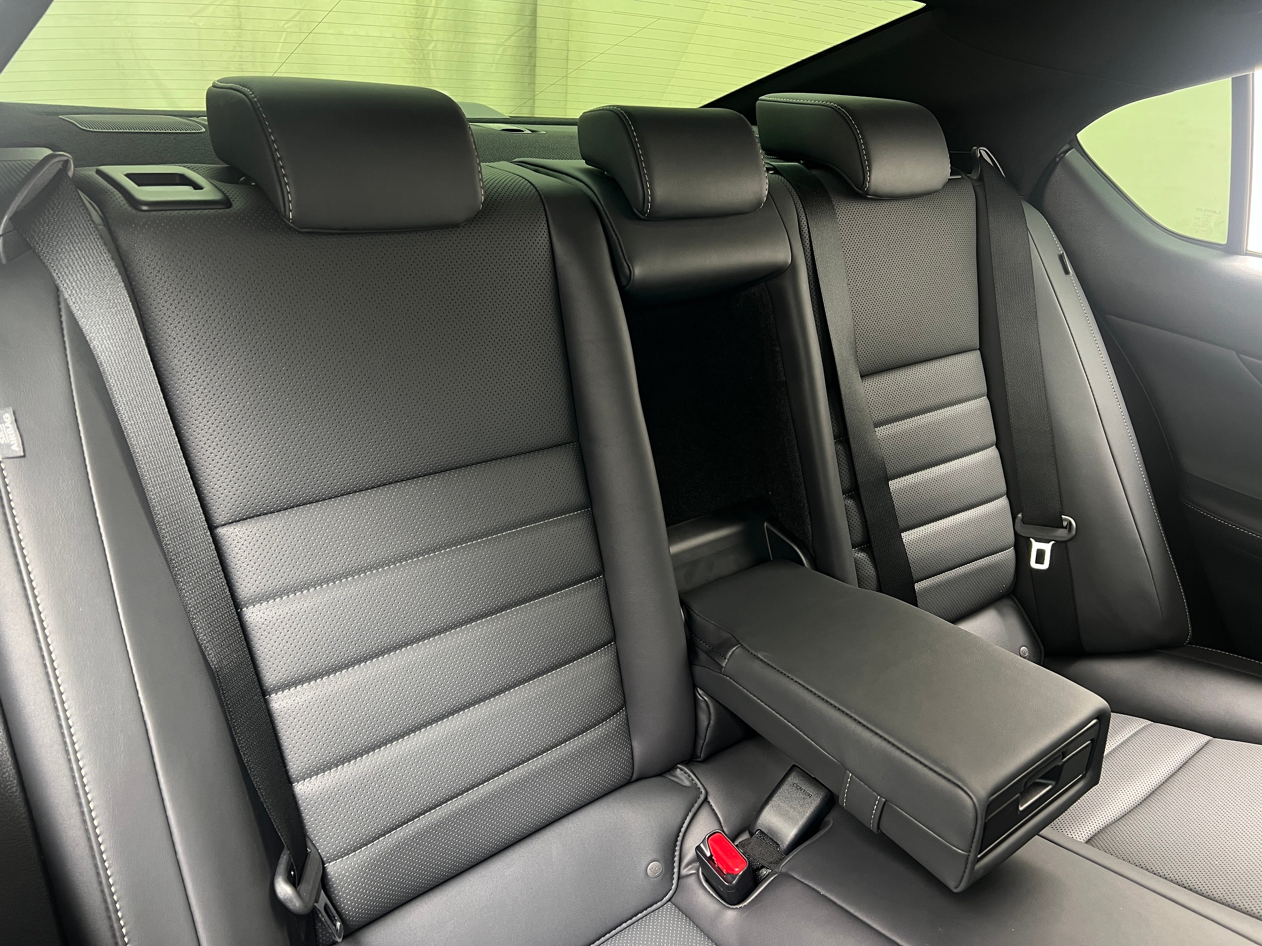 2023 Lexus IS 350 5