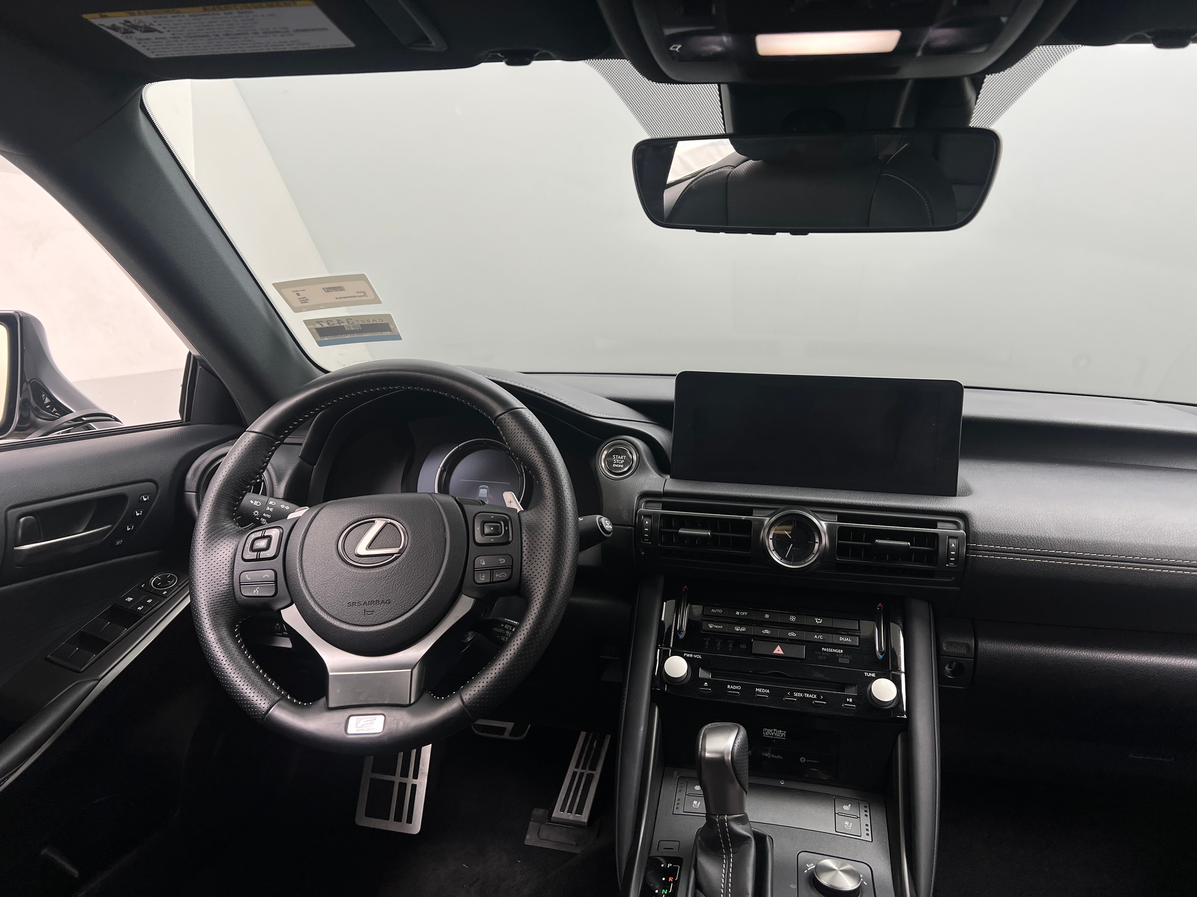 2023 Lexus IS 350 2