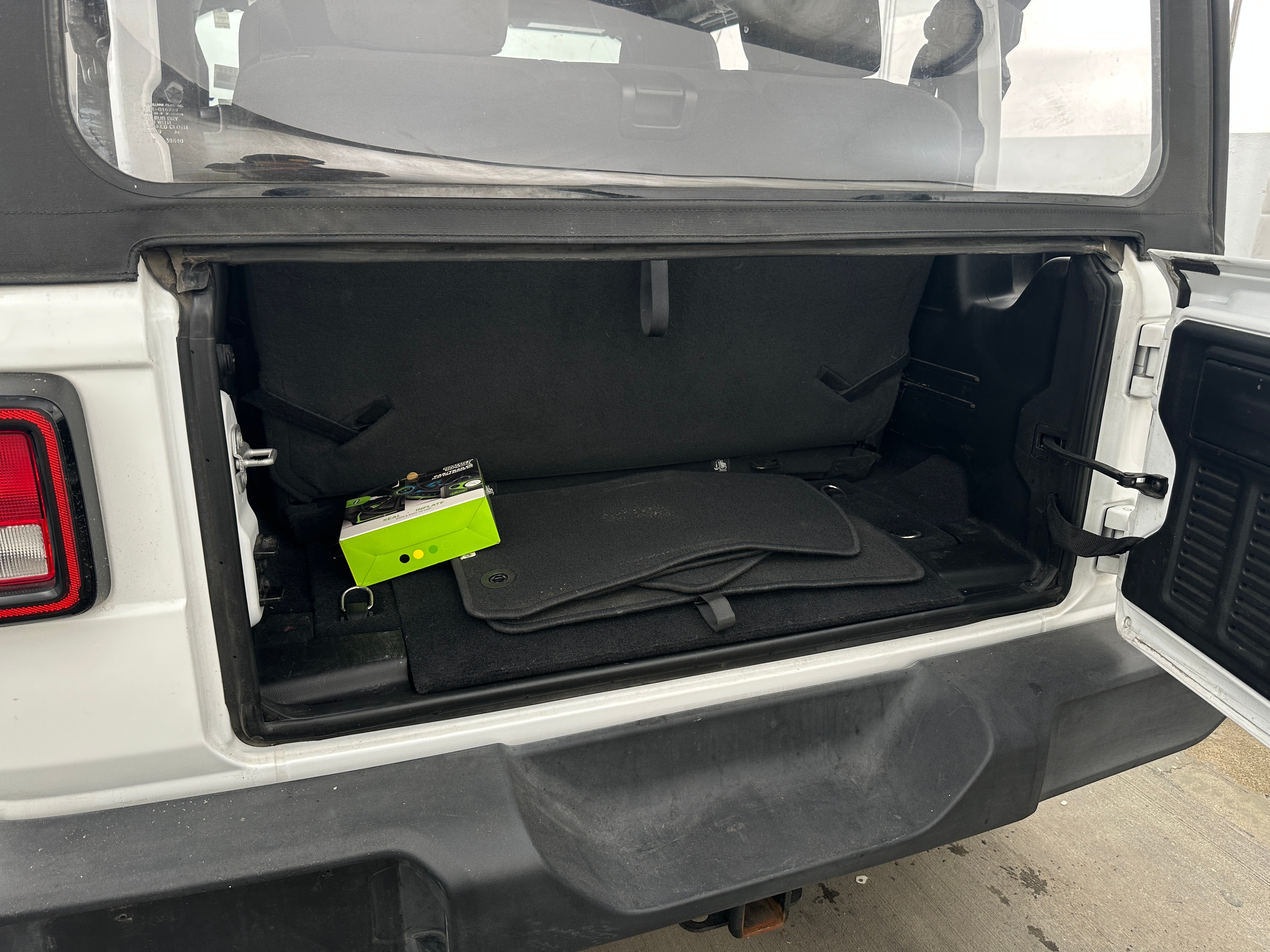 2020 Jeep Wrangler Sport 7