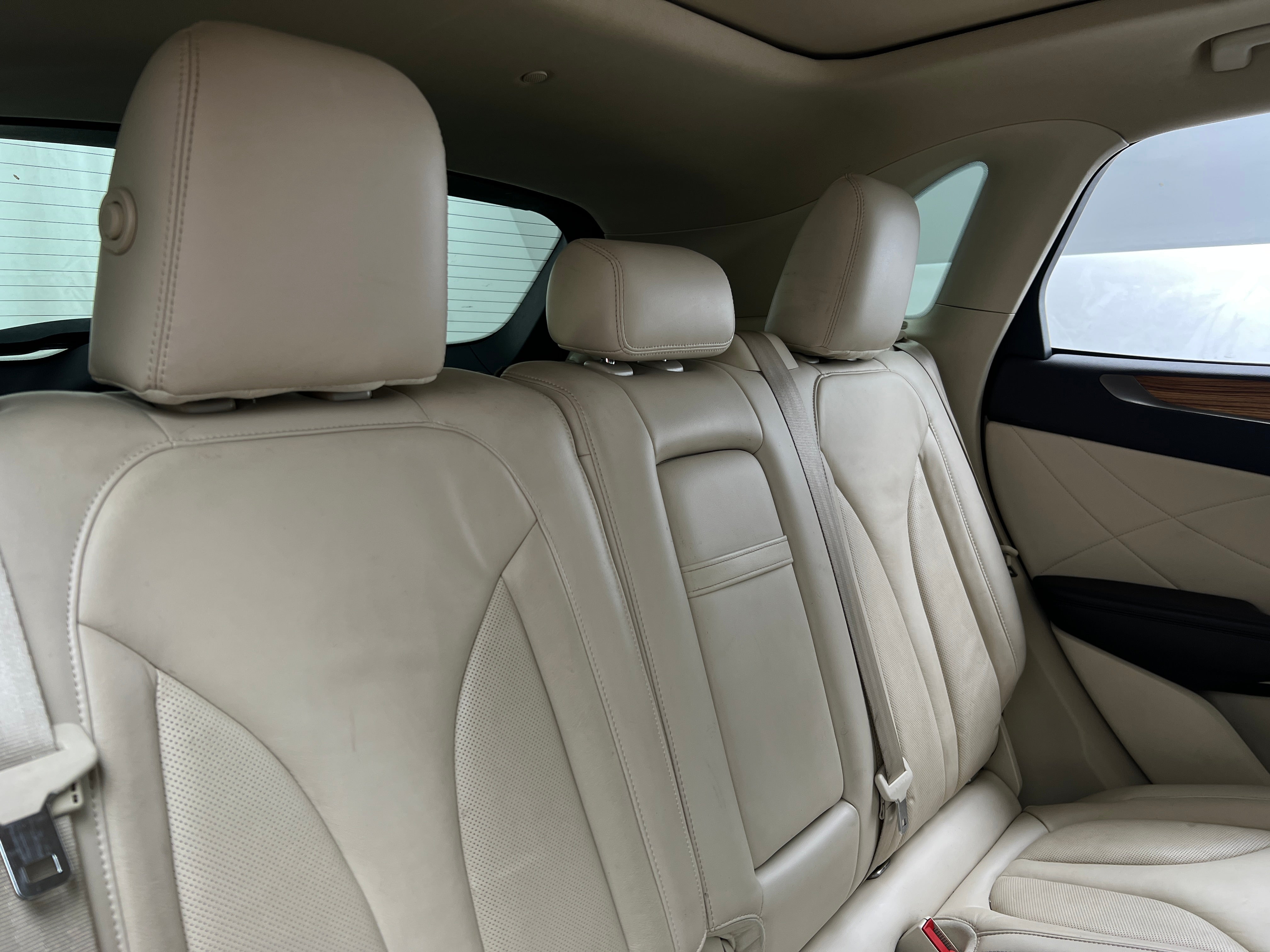 2015 Lincoln MKC Base 6