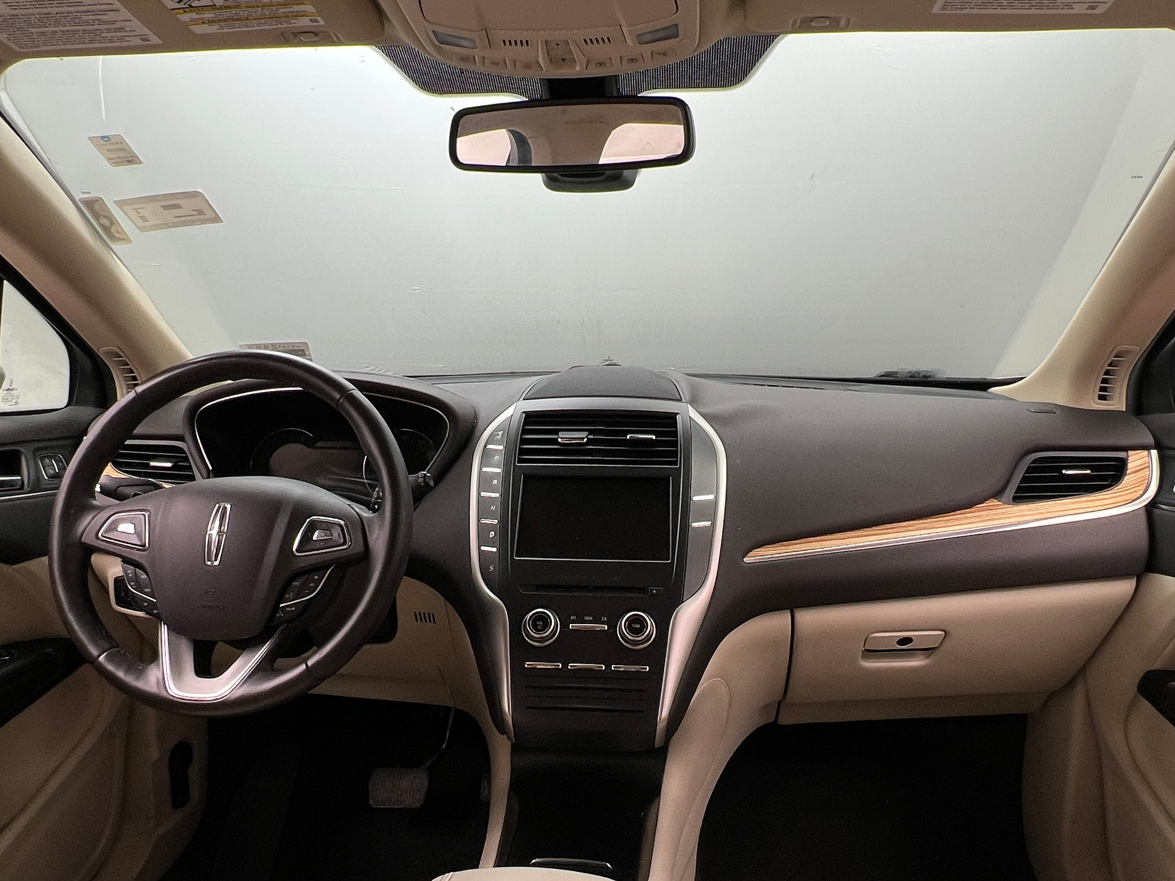 2015 Lincoln MKC Base 3
