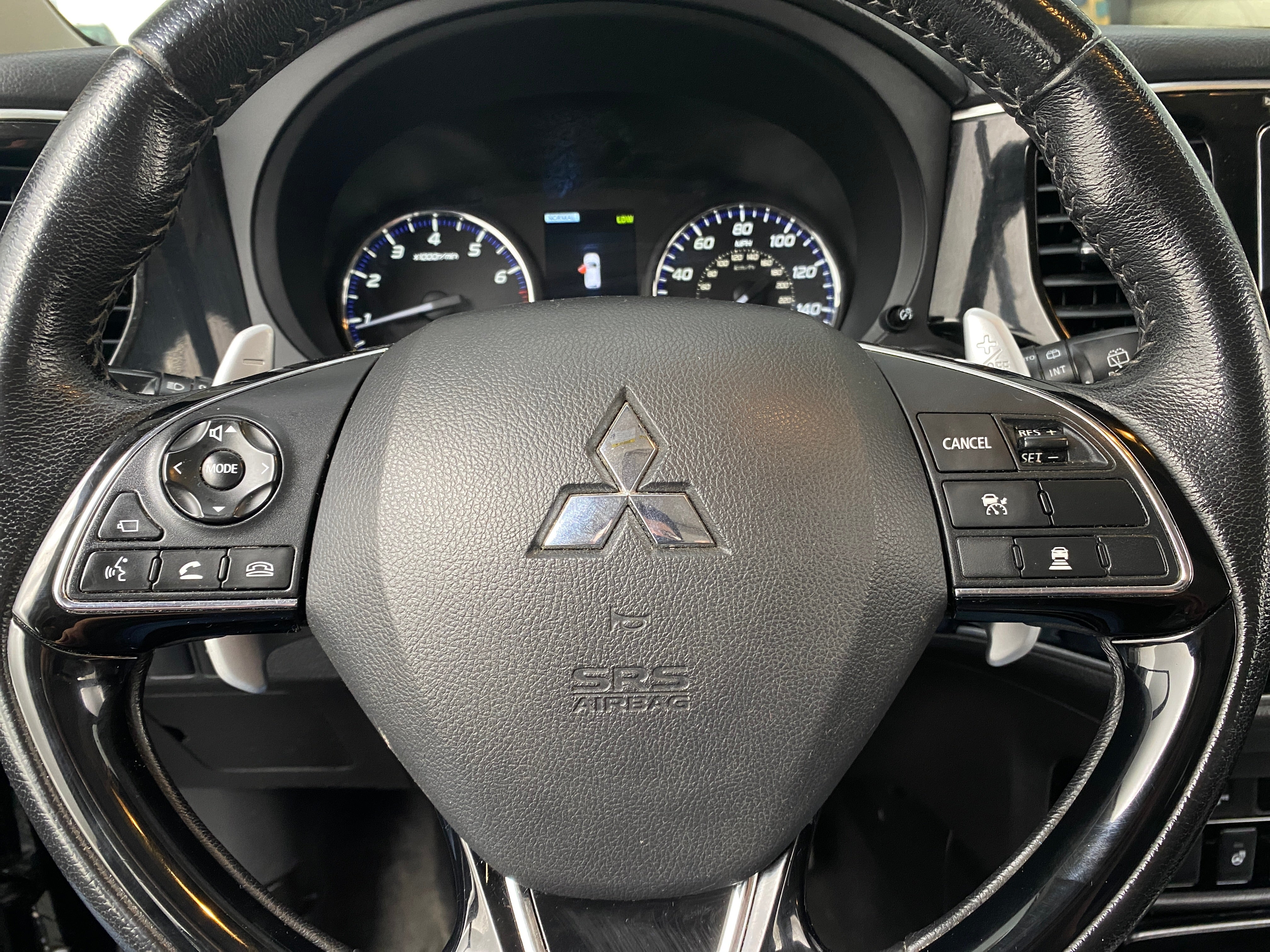 2018 Mitsubishi Outlander GT 4