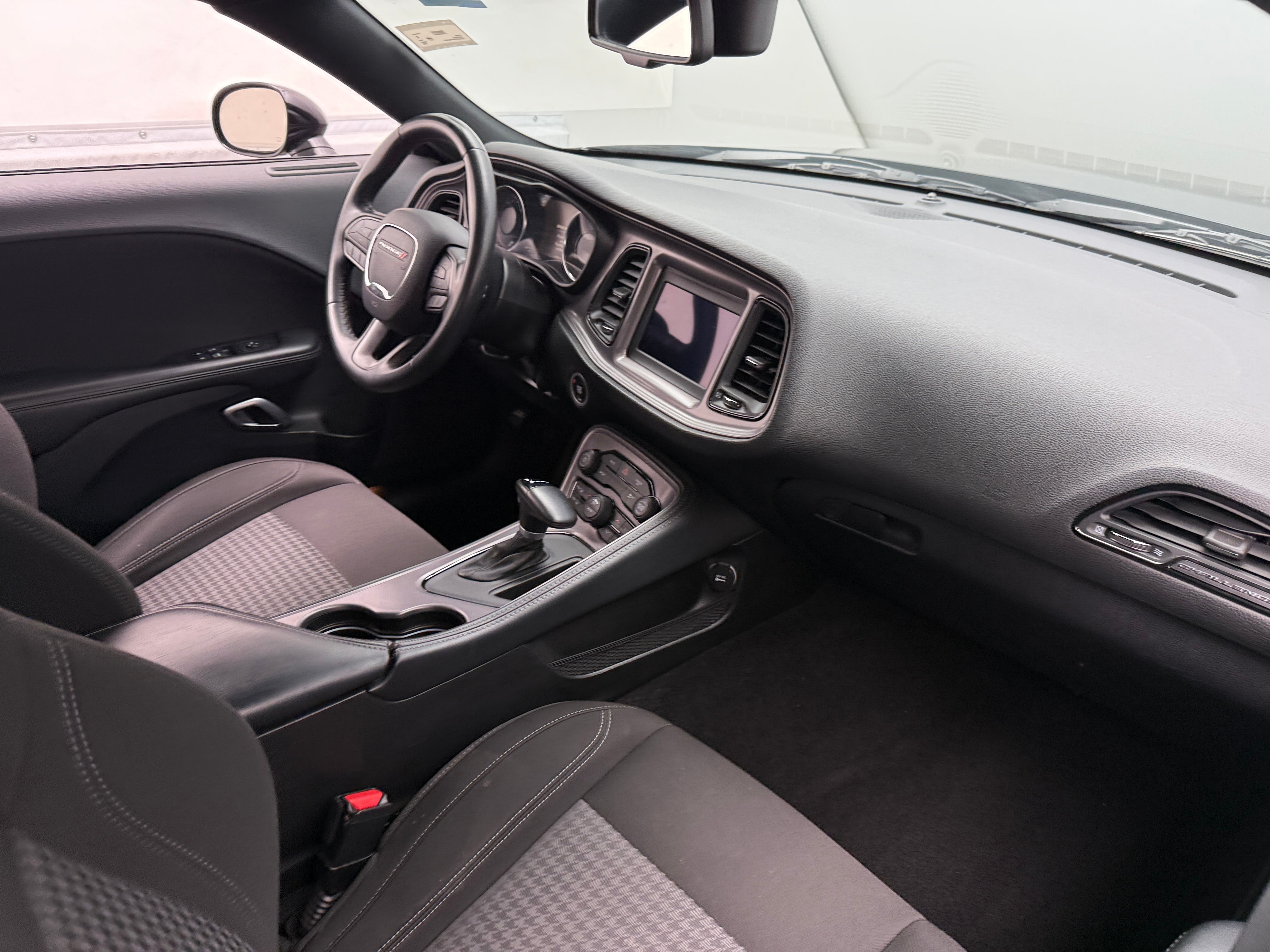 2023 Dodge Challenger SXT 3
