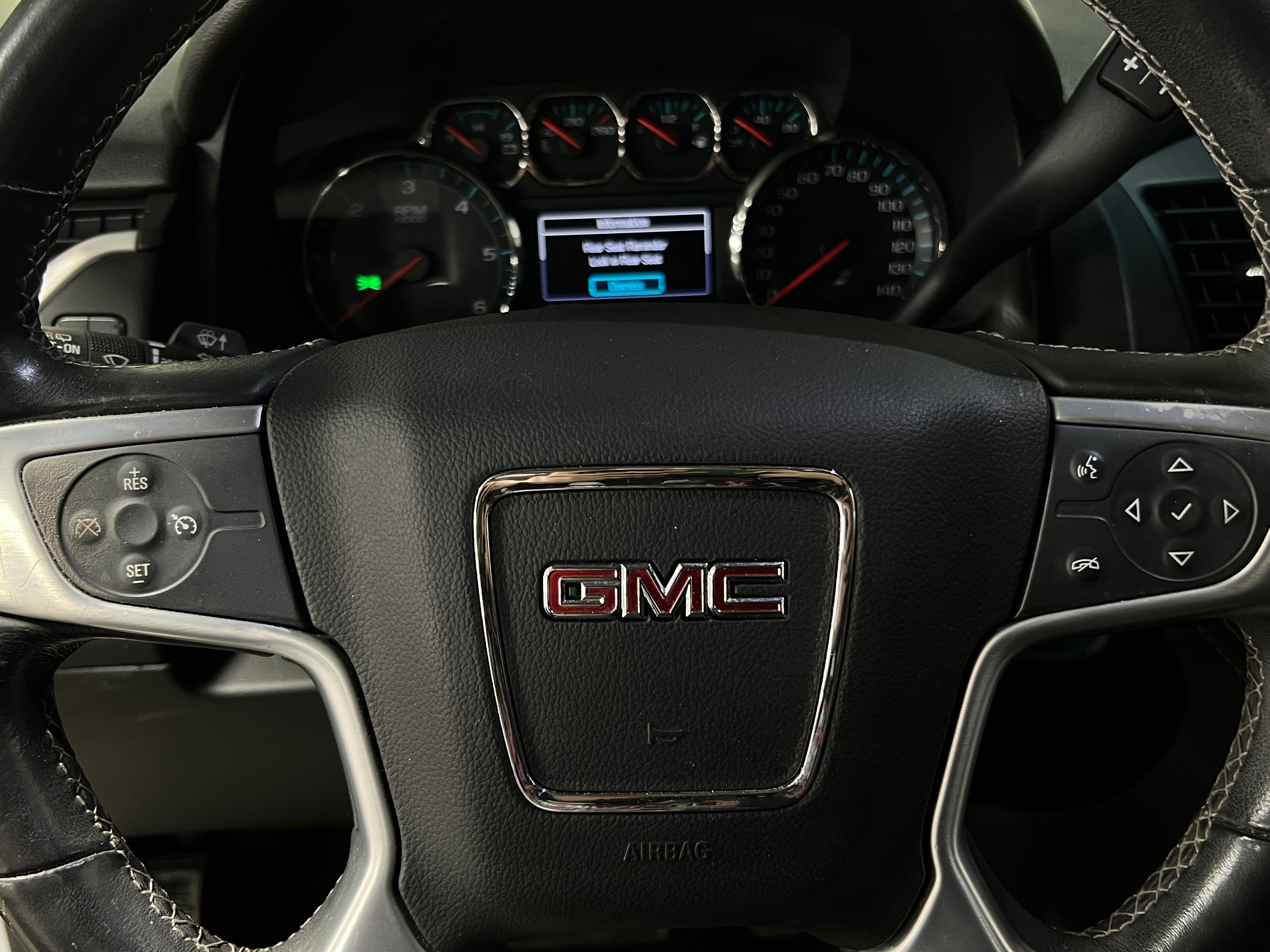 2017 GMC Yukon SLE 5