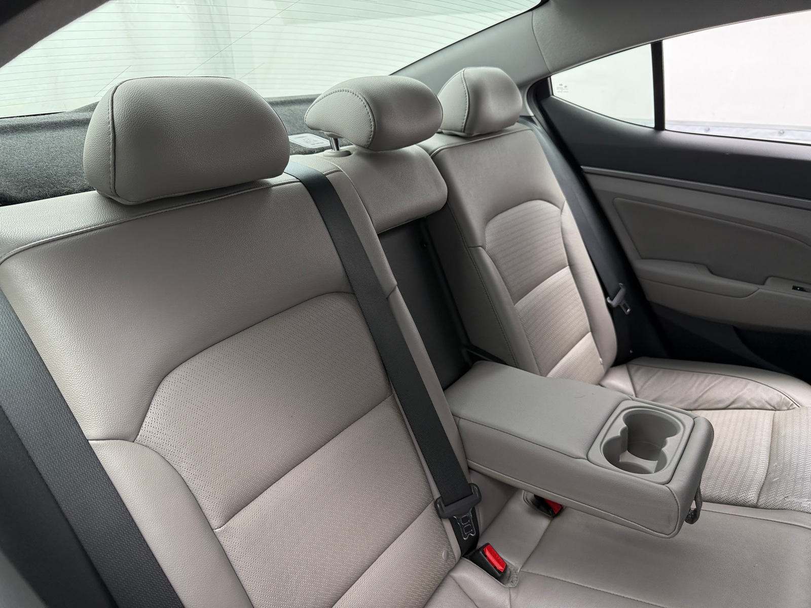 Thumbnail: 2017 Hyundai Elantra - 5