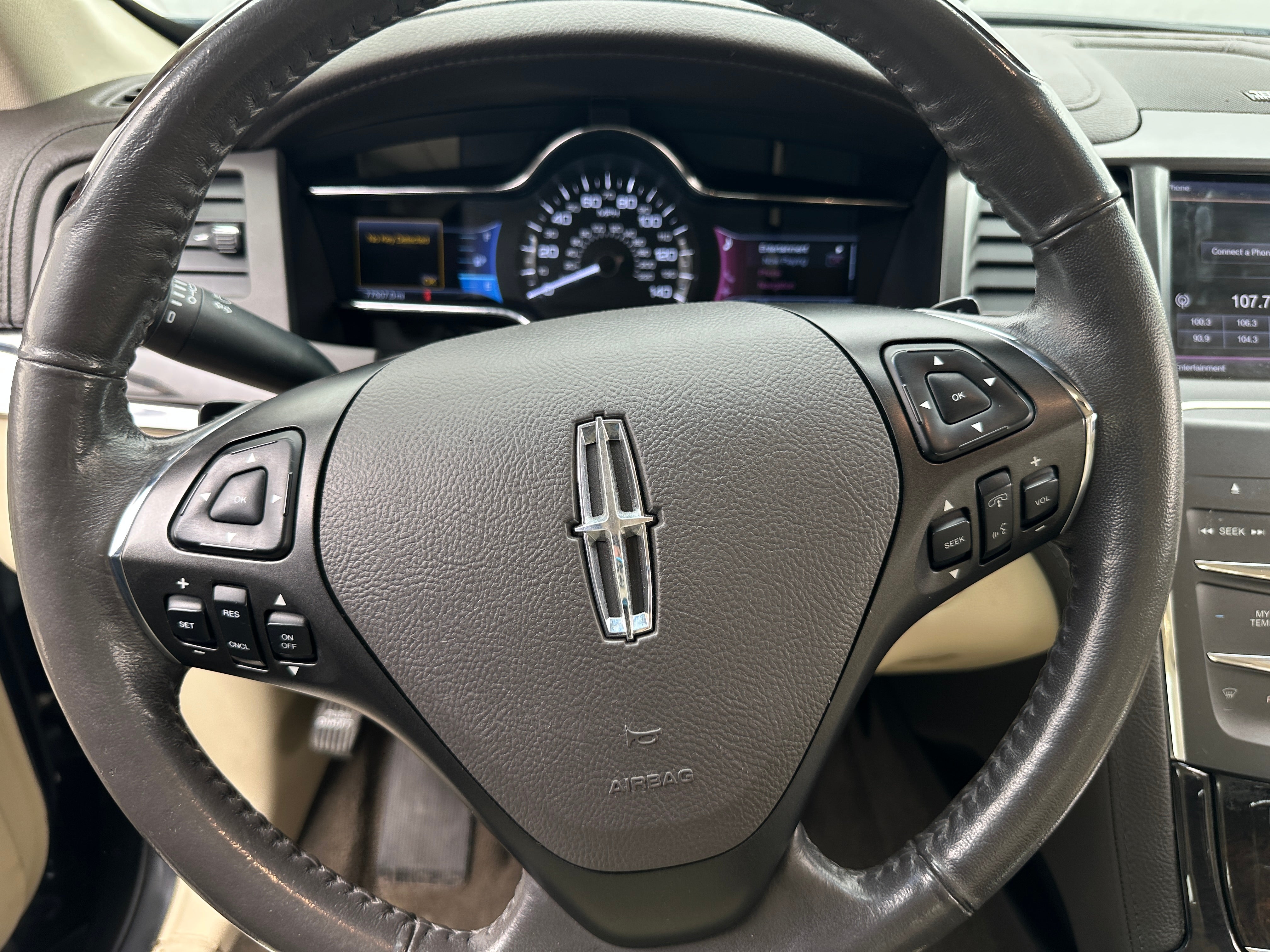 2013 Lincoln MKS  5