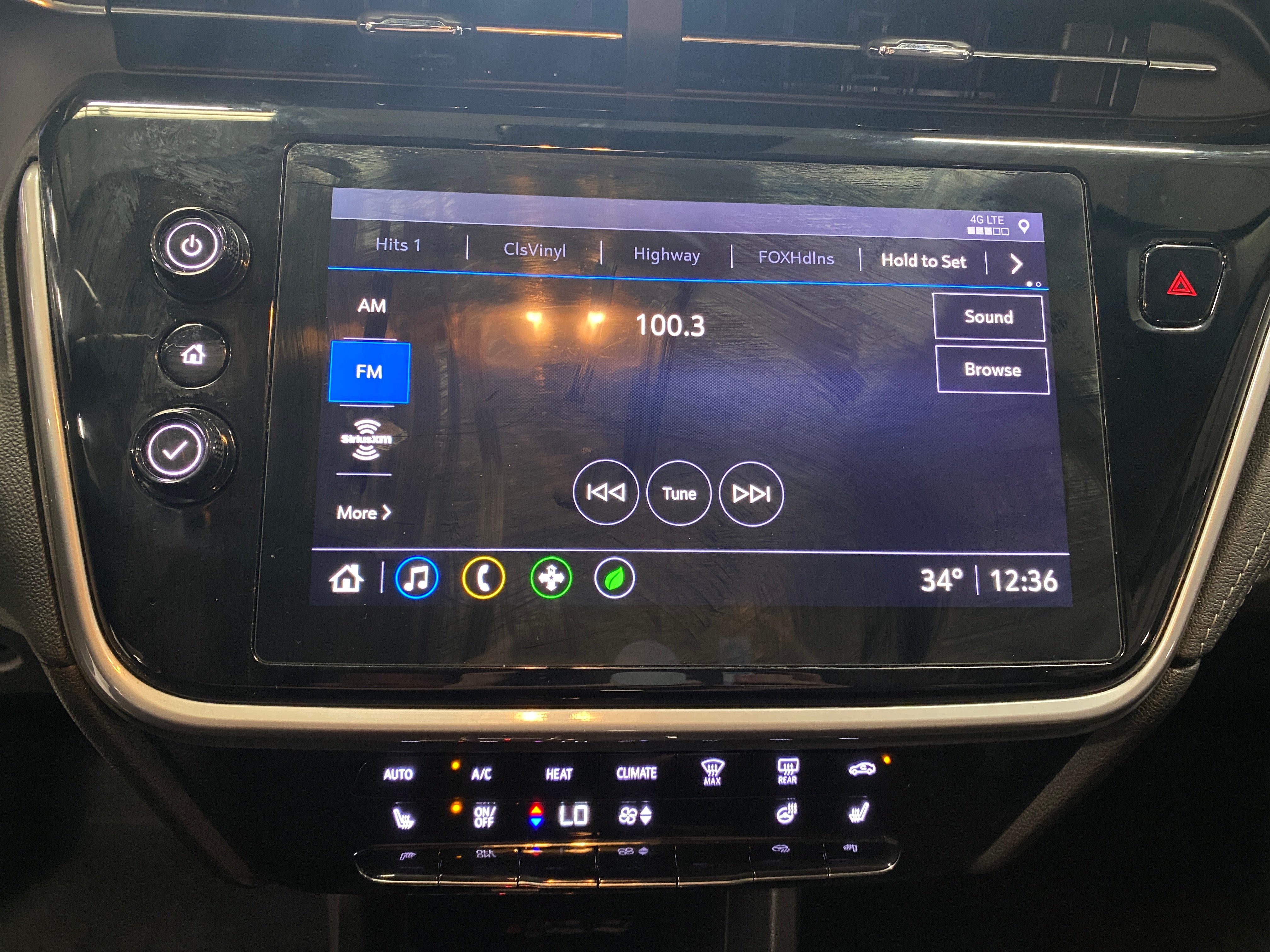 2022 Chevrolet Bolt EUV LT 4