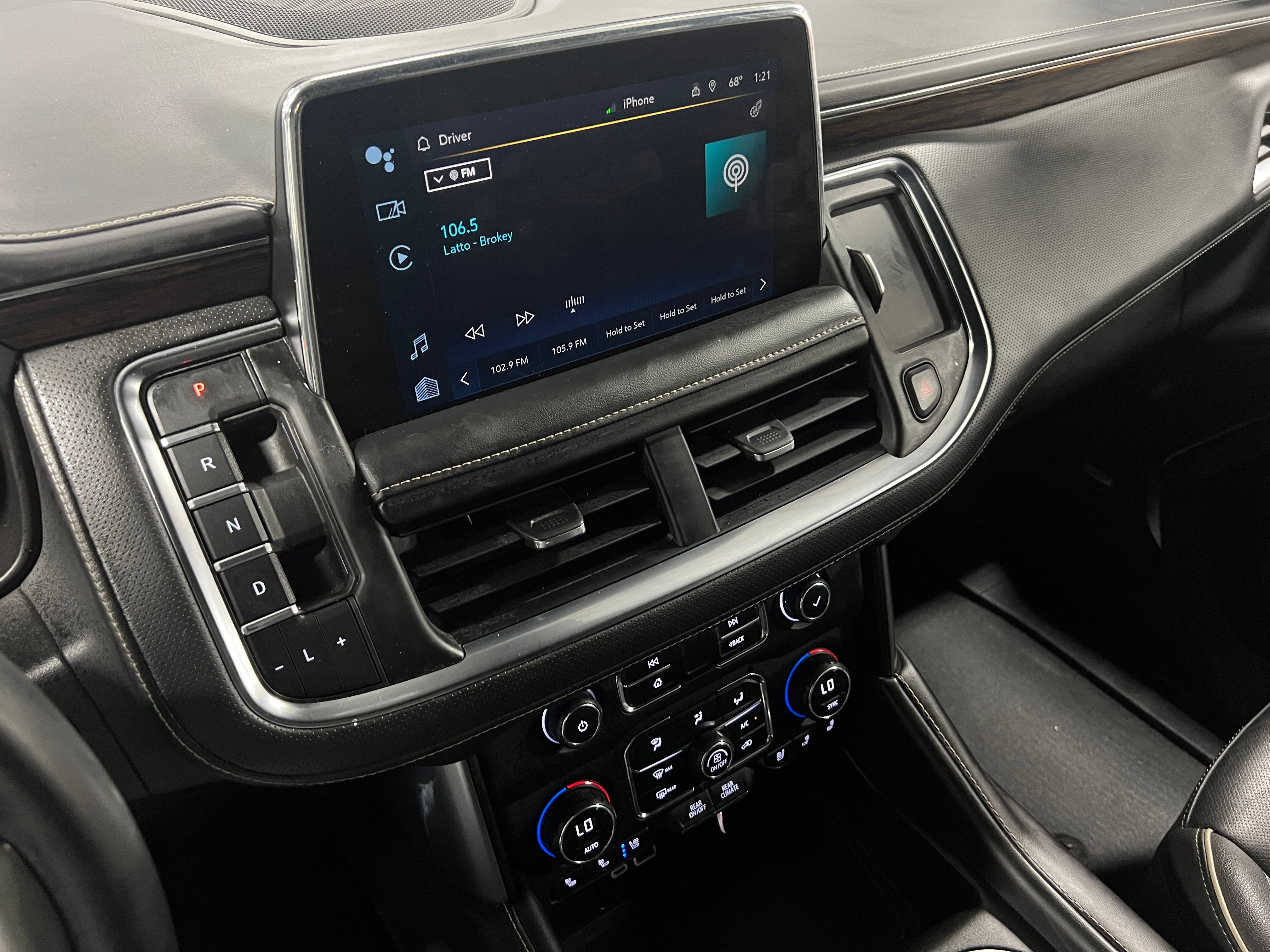 2023 Chevrolet Suburban Premier 4
