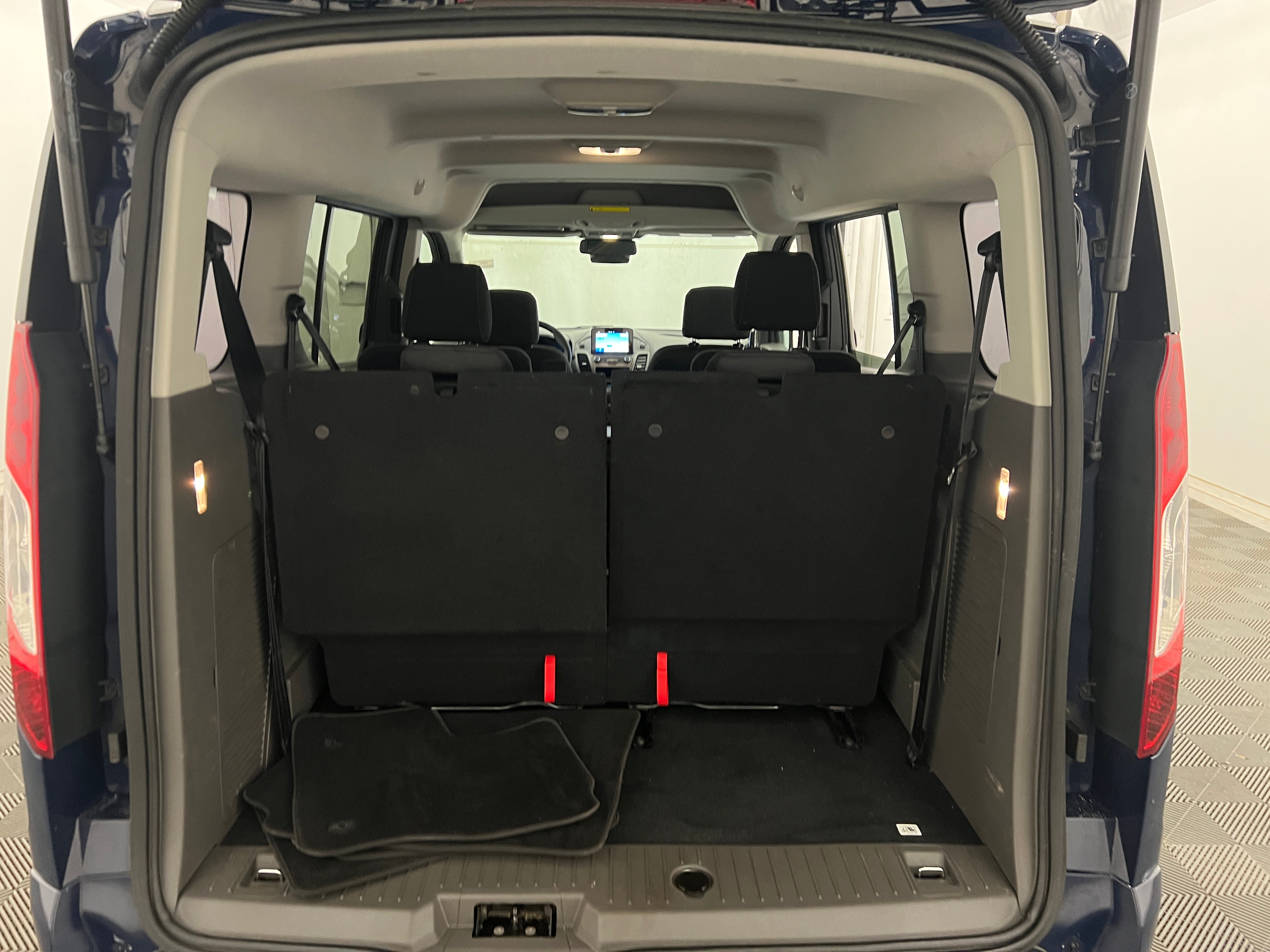 2019 Ford Transit Series Connect XLT 7