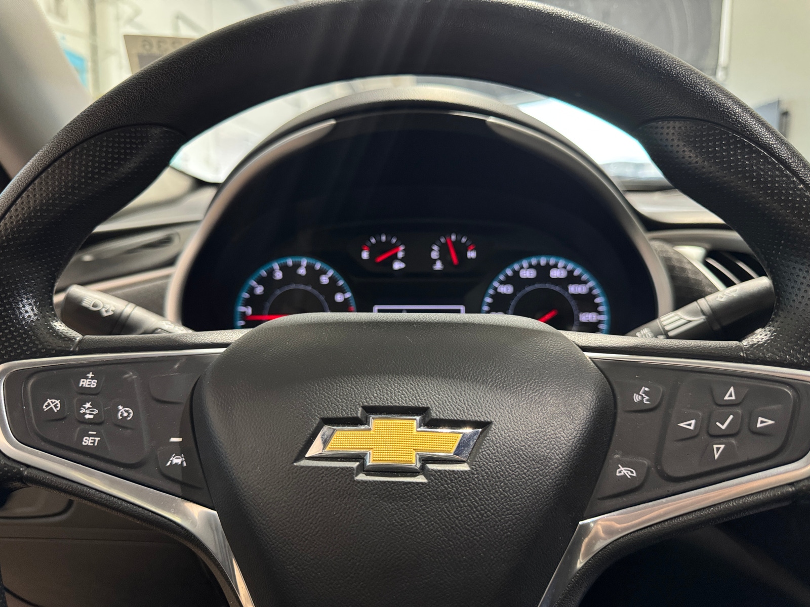 Thumbnail: 2023 Chevrolet Malibu - 5