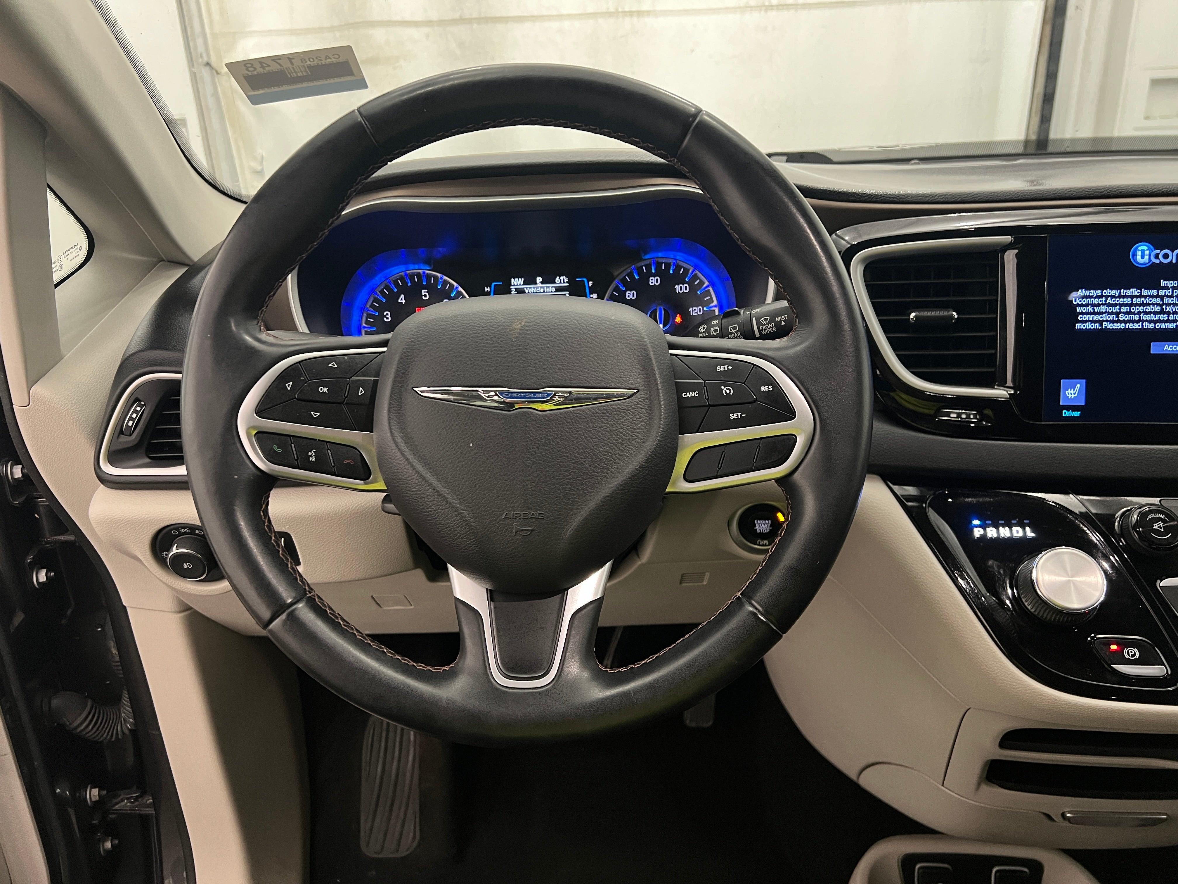 2017 Chrysler Pacifica Touring L 5