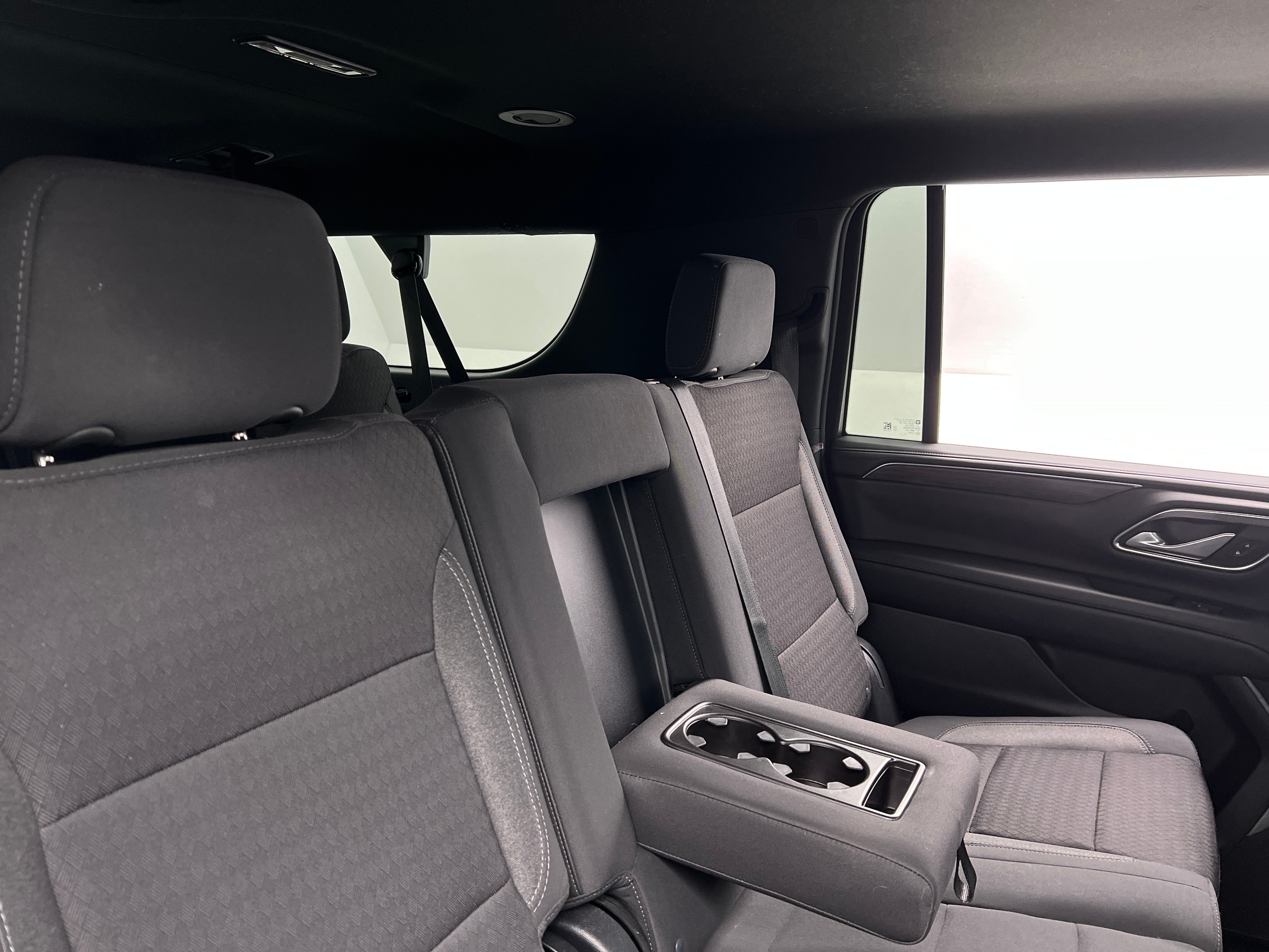 2022 Chevrolet Suburban LS 6