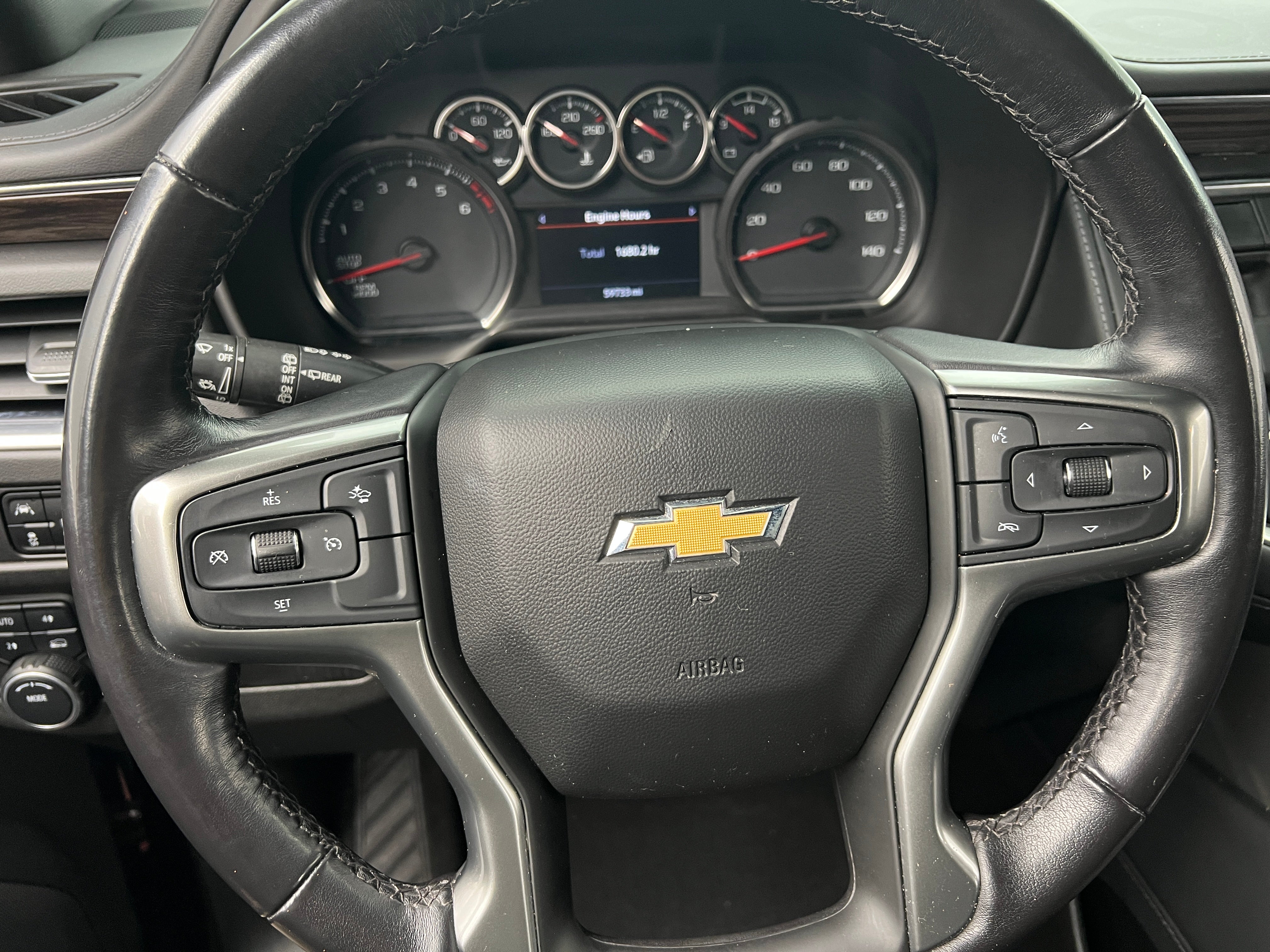 2022 Chevrolet Suburban LS 5