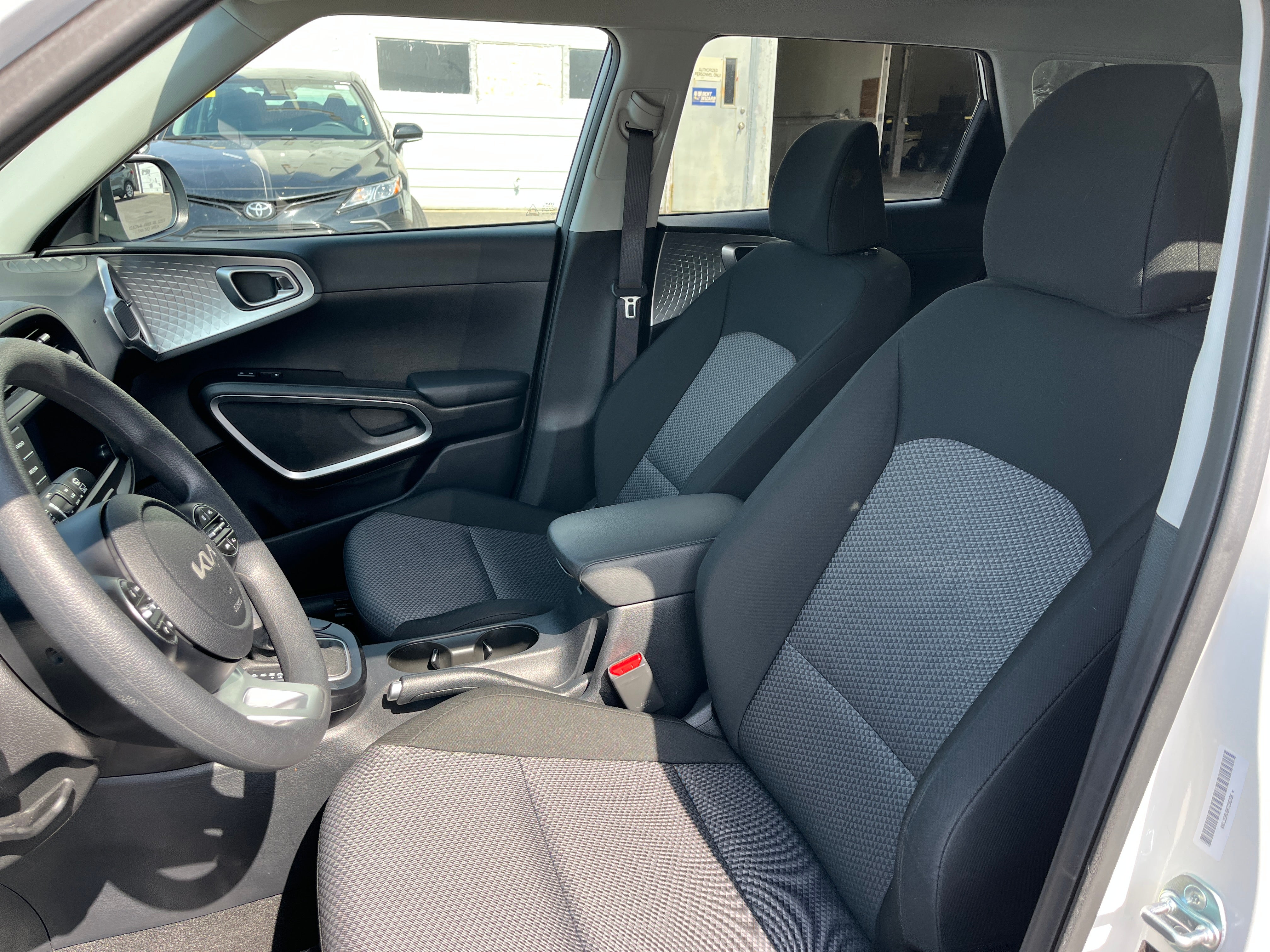 2024 Kia Soul LX 2