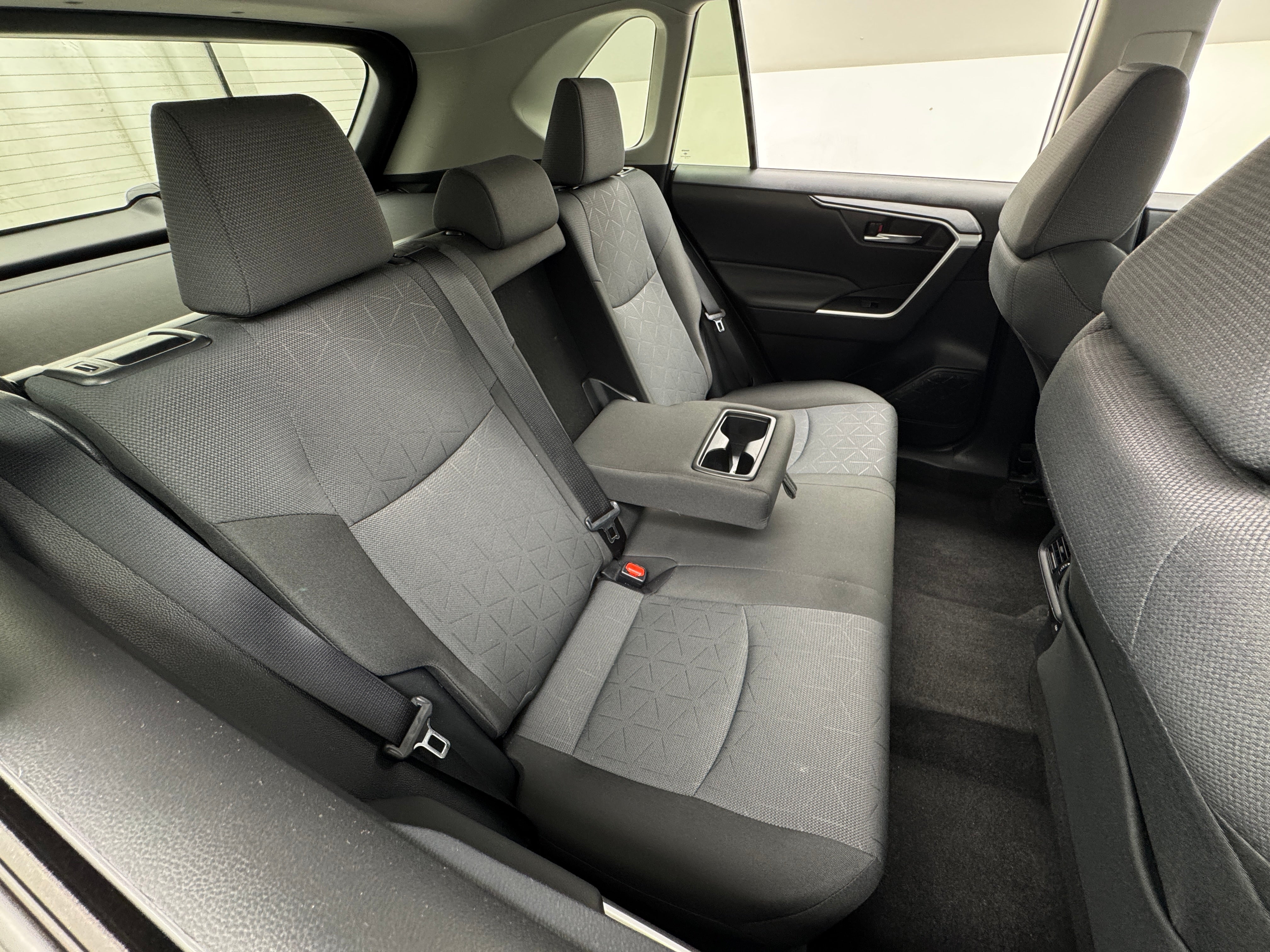 2024 Toyota RAV4 XLE 6