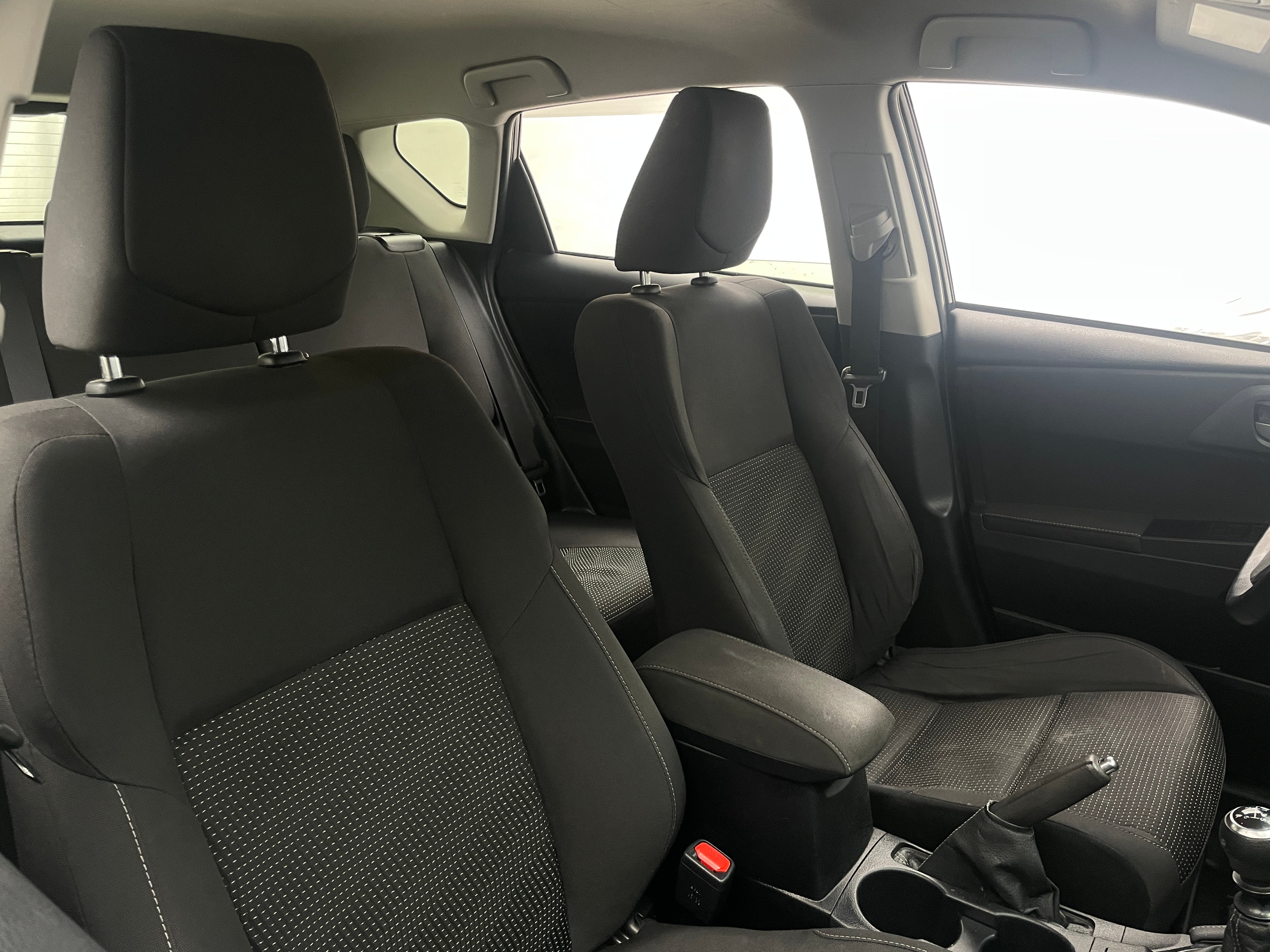 2017 Toyota Corolla iM Base 2