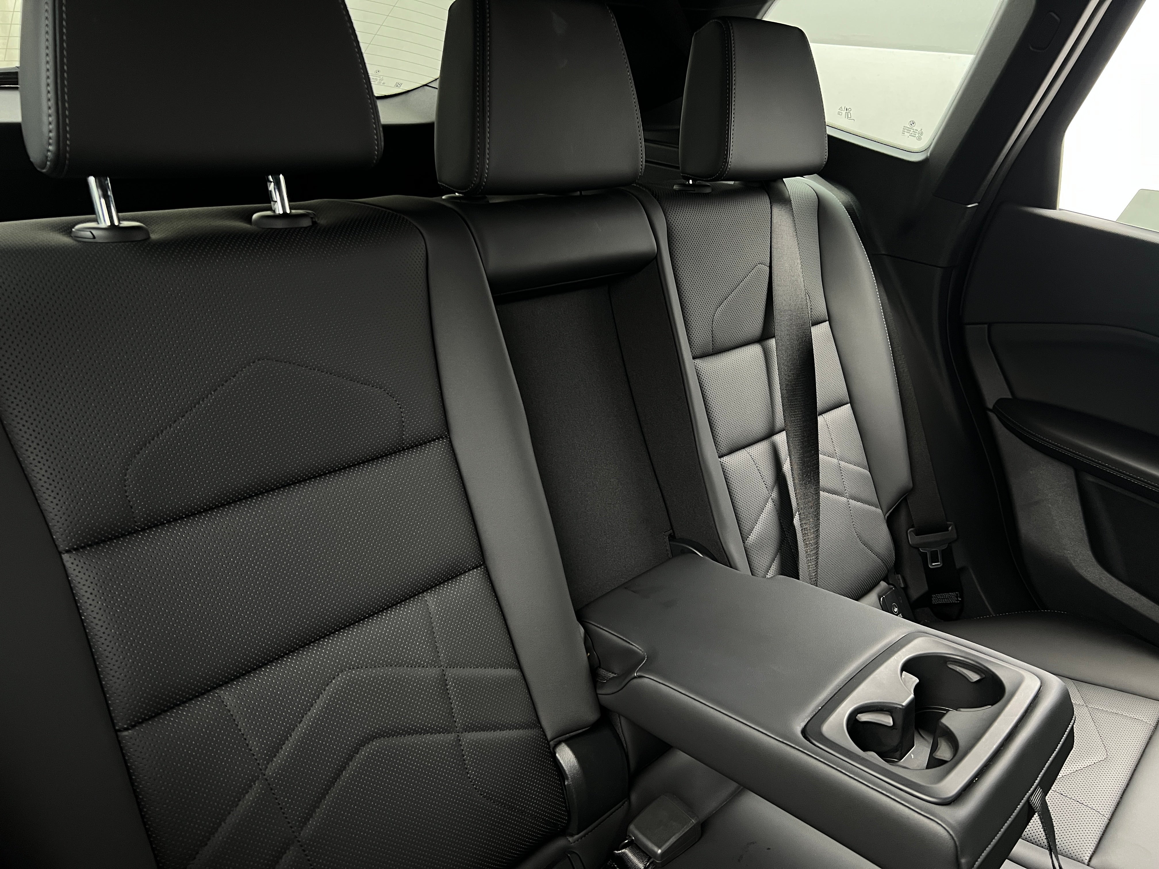 2025 BMW X1 xDrive28i 5