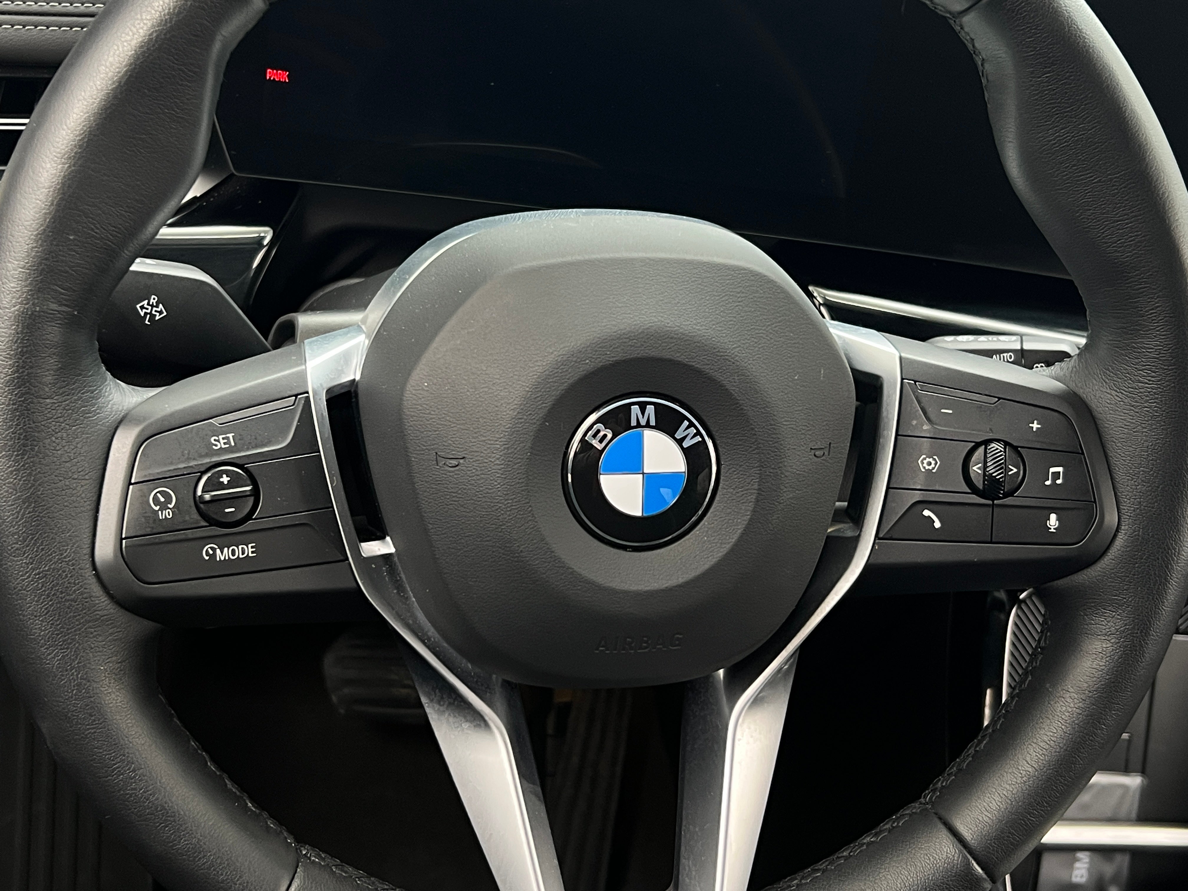 2025 BMW X1 xDrive28i 4