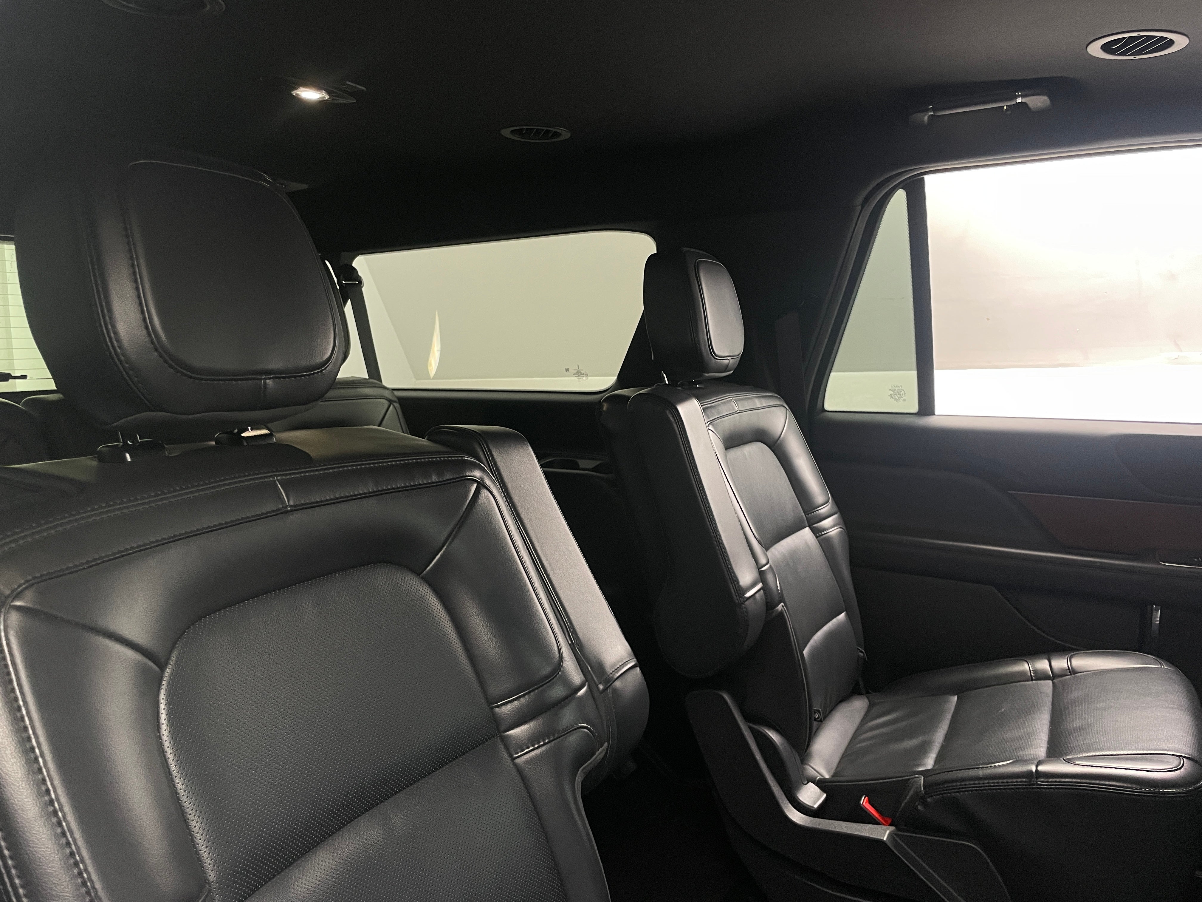 2022 Lincoln Navigator L Standard 6