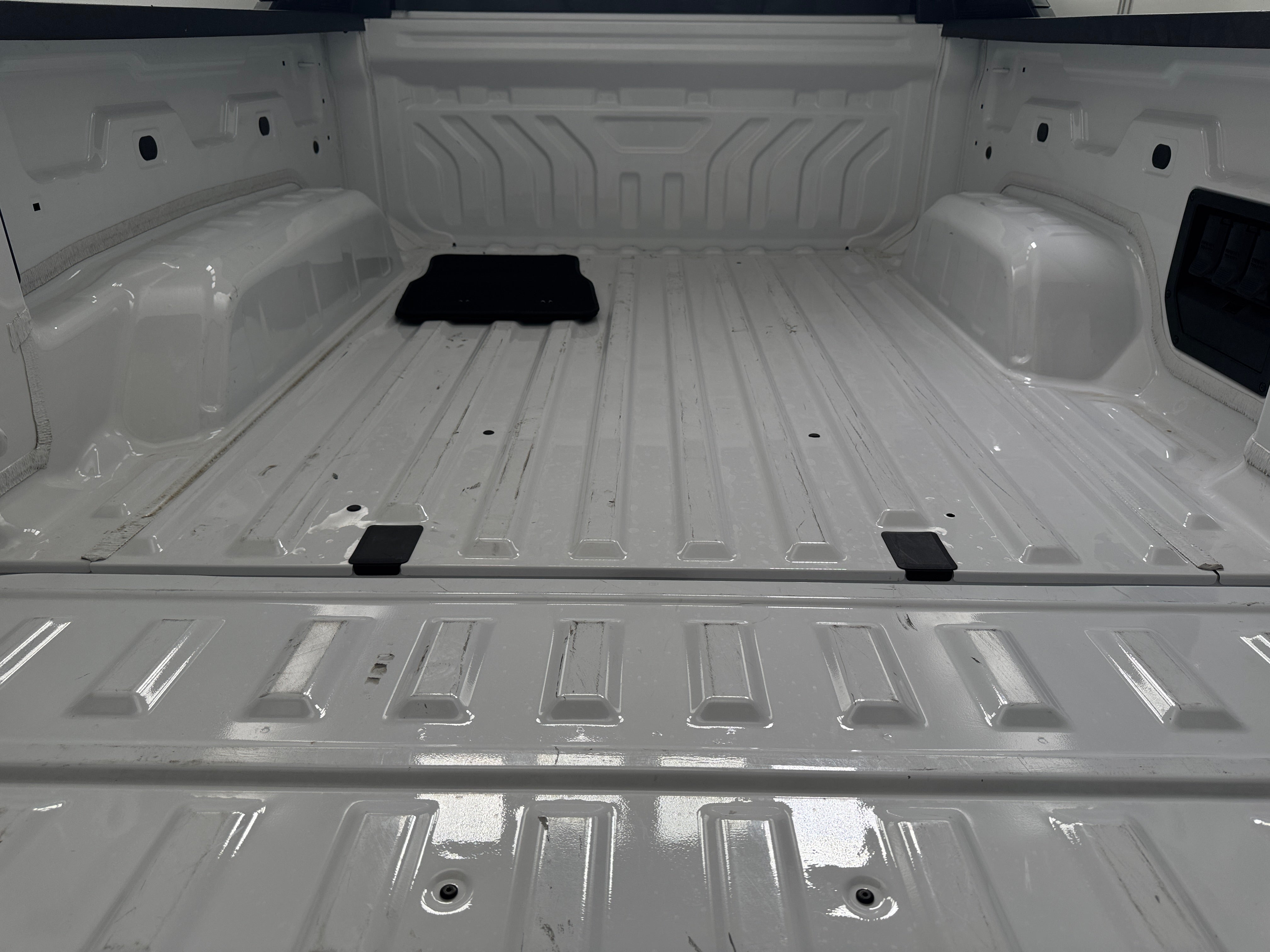 2024 Chevrolet Silverado EV Work Truck 7
