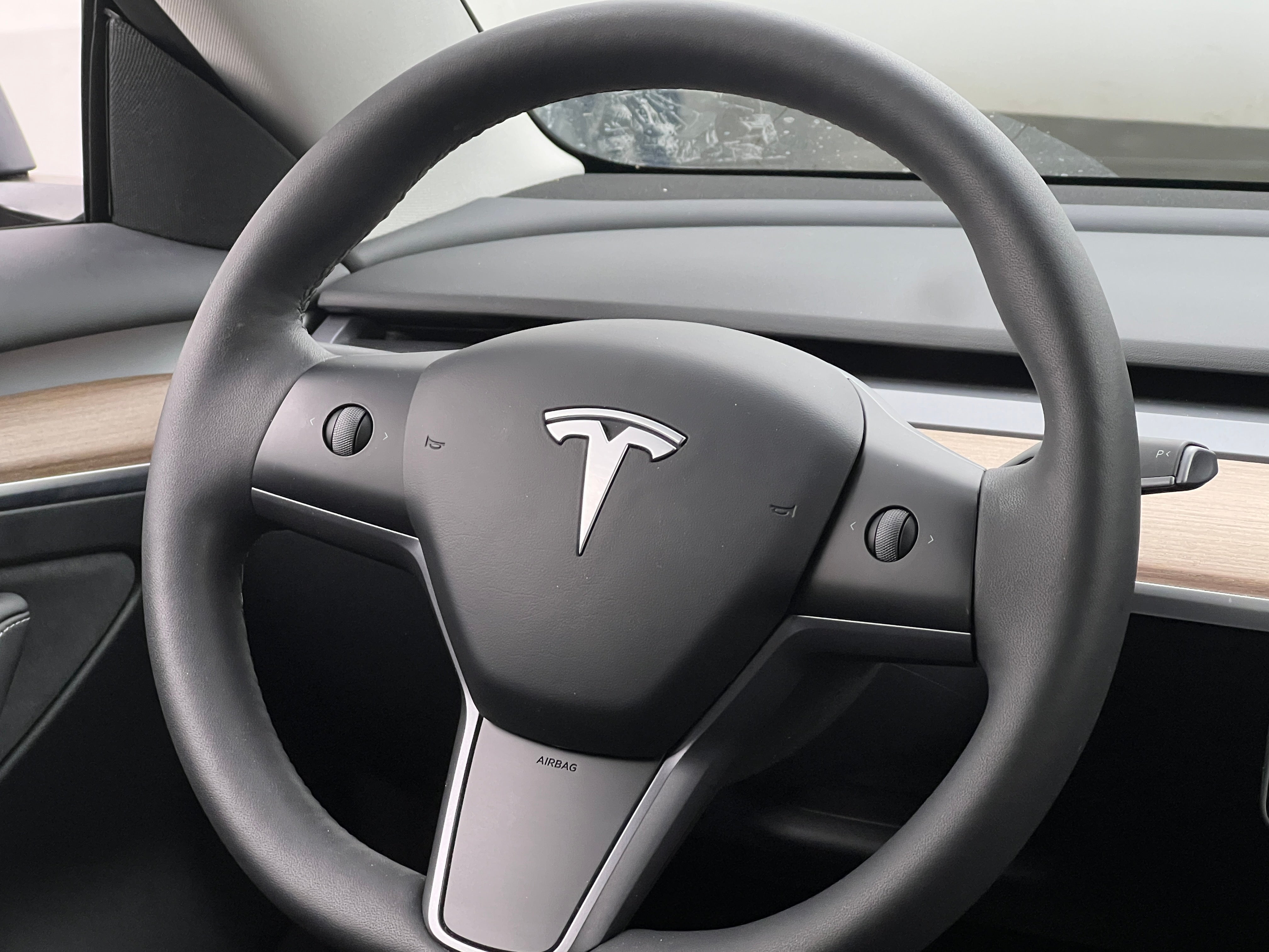 2023 Tesla Model 3 Standard Range 4