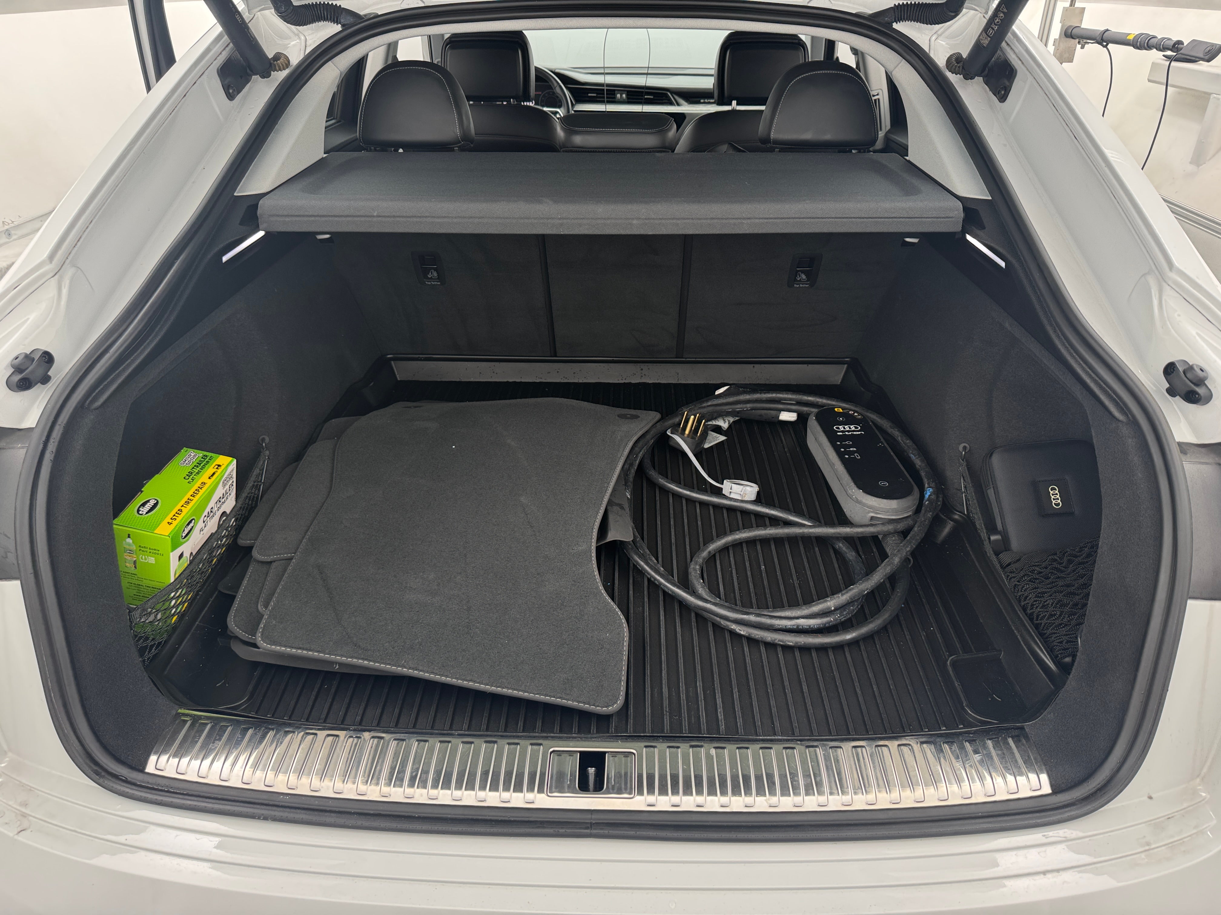 2022 Audi e-tron S Prestige 7