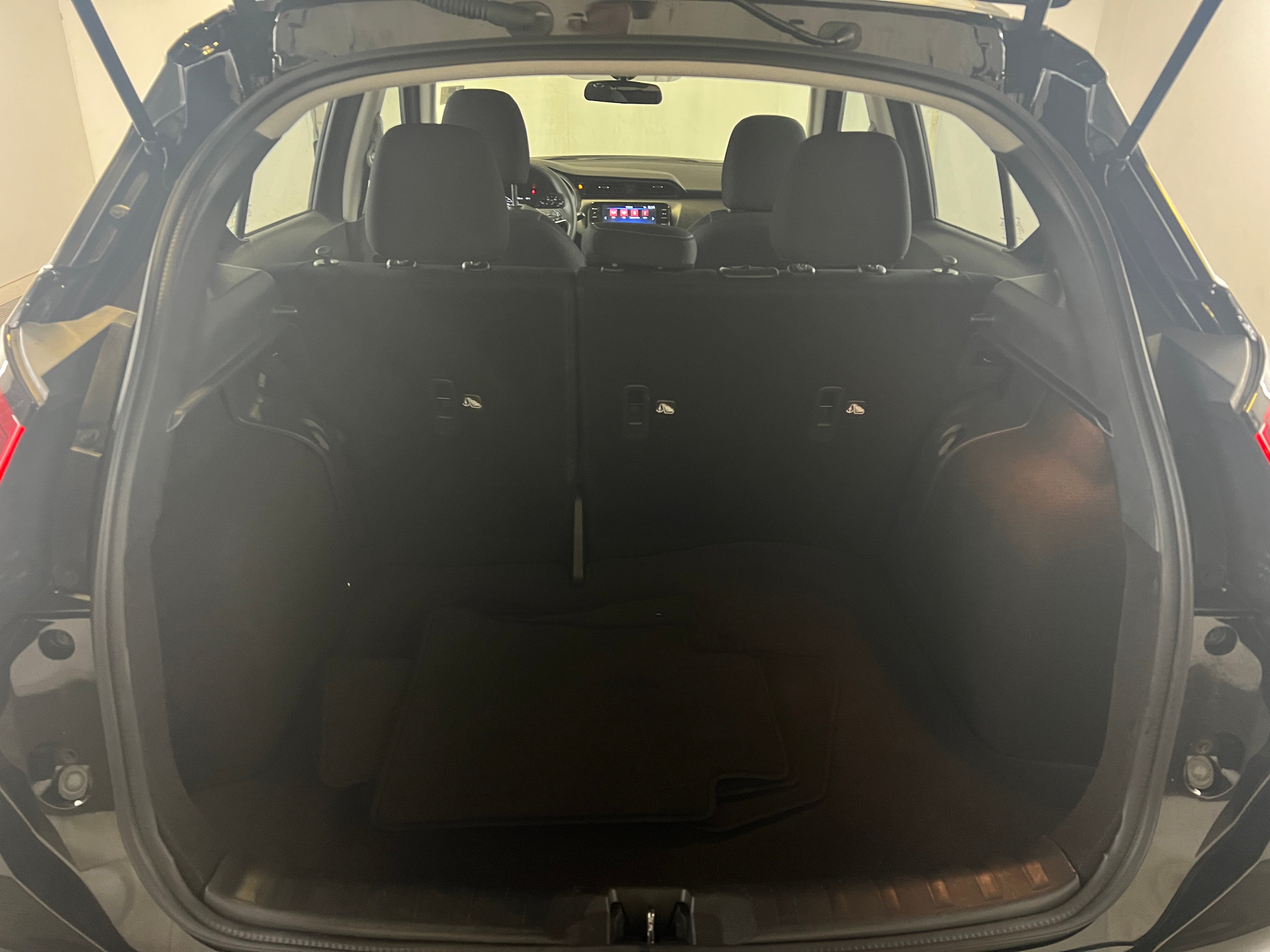 2024 Nissan Kicks SV 7