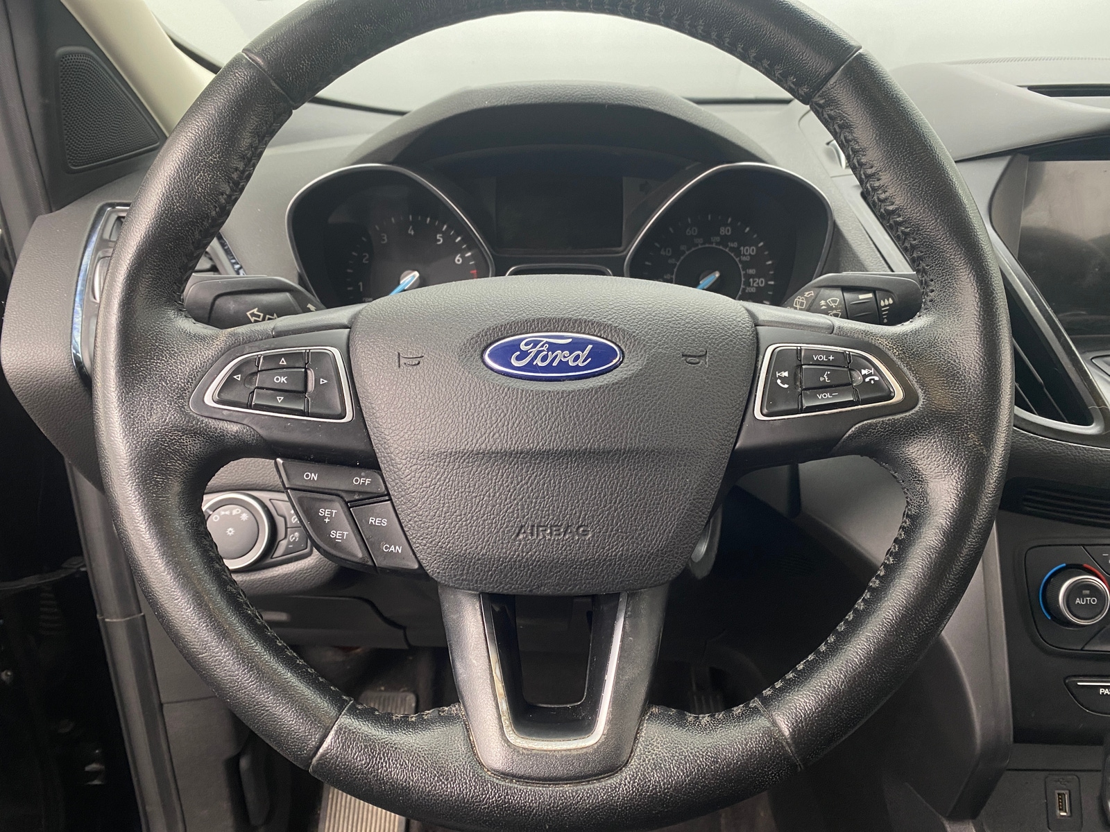 Thumbnail: 2018 Ford Escape - 4