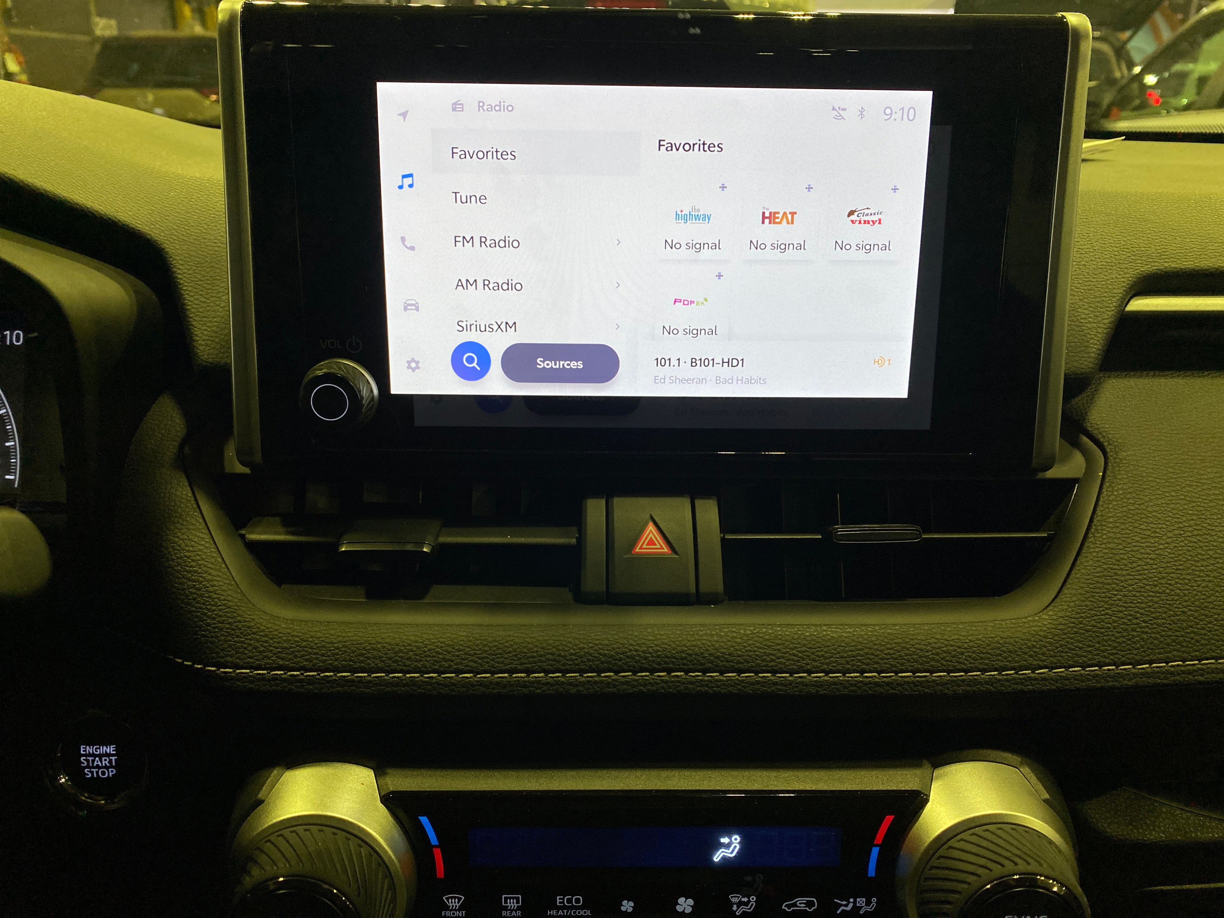 2024 Toyota RAV4 XLE 4
