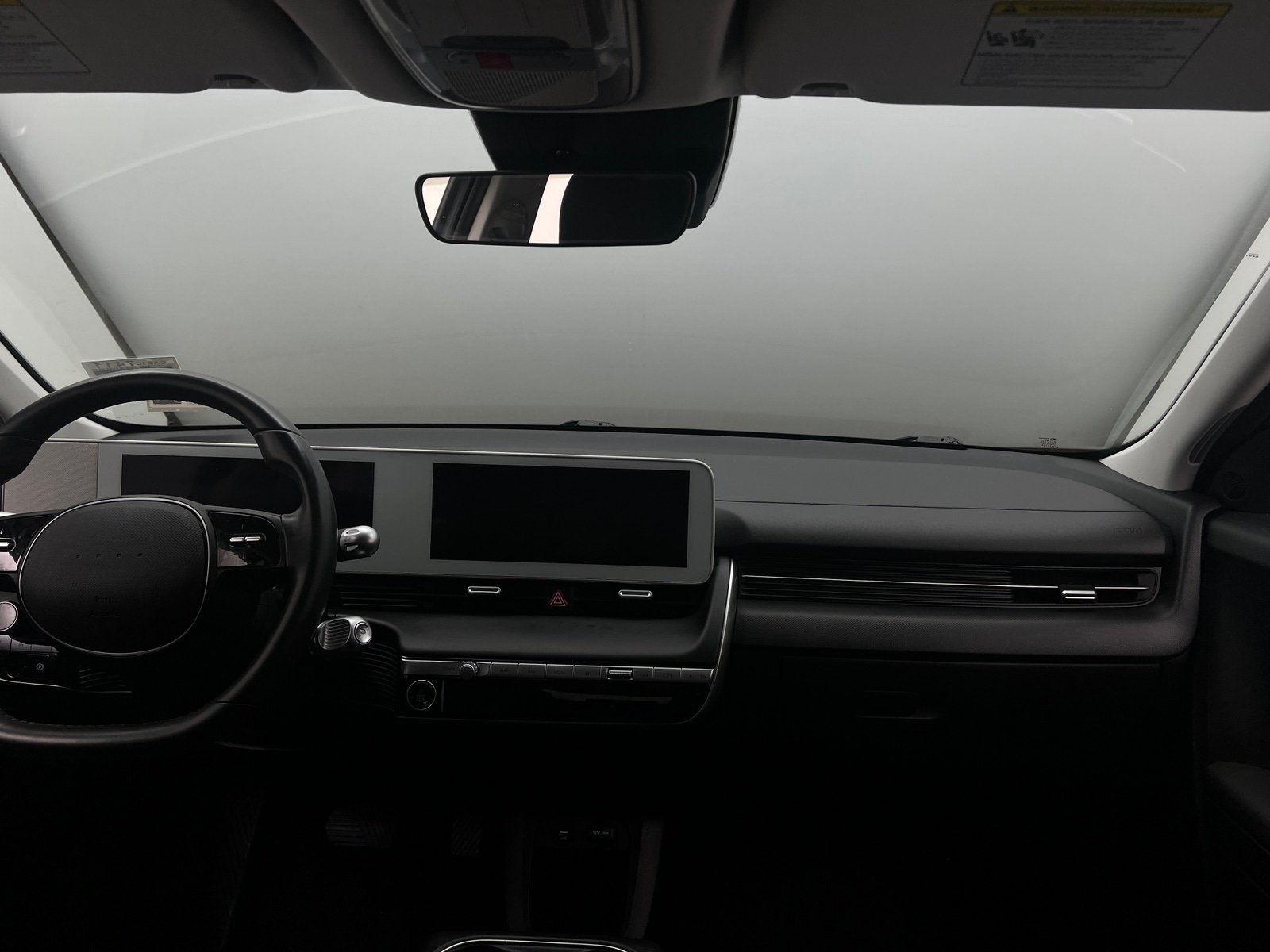Thumbnail: 2022 Hyundai Ioniq 5 - 3
