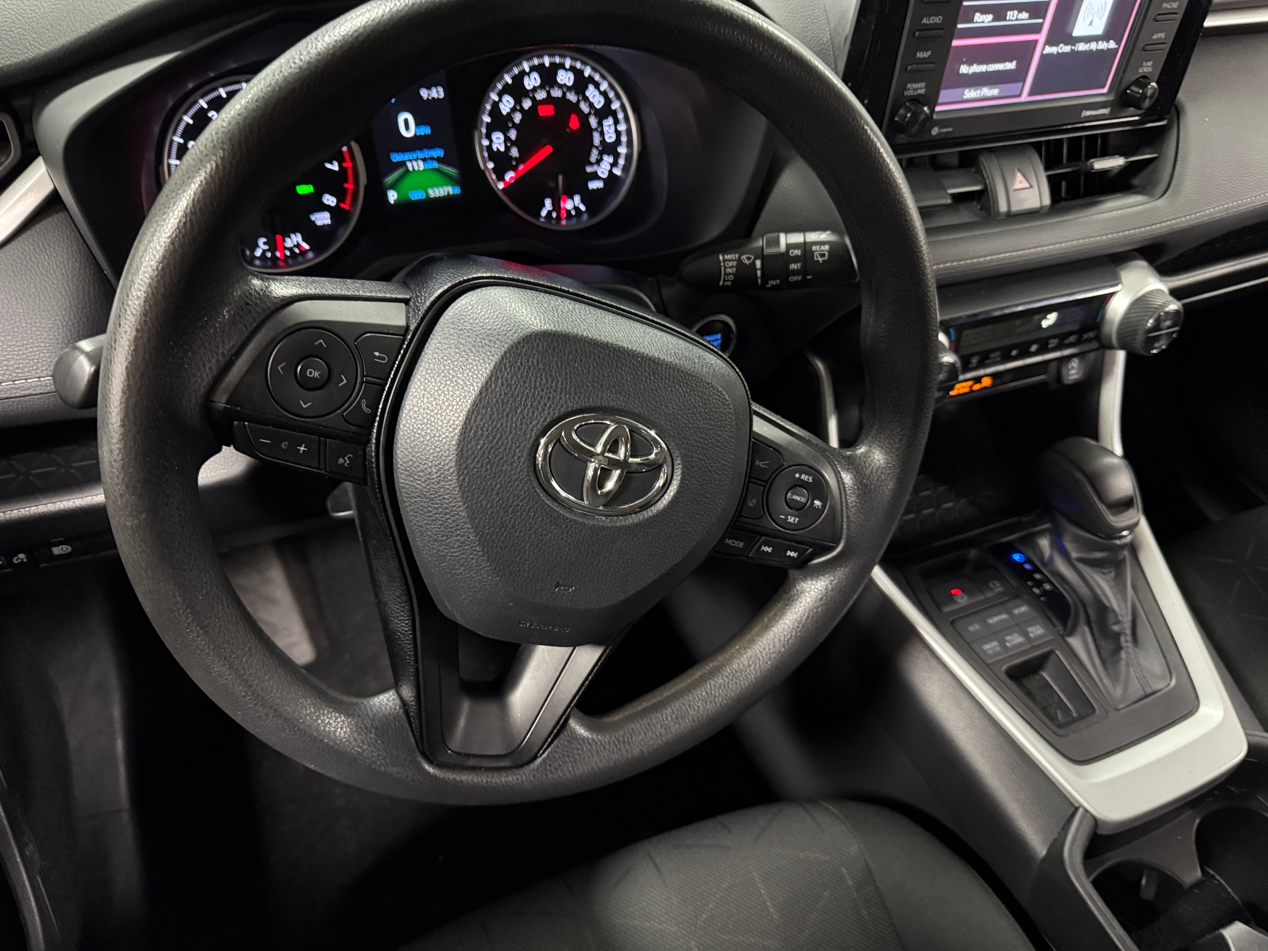 2021 Toyota RAV4 XLE 5