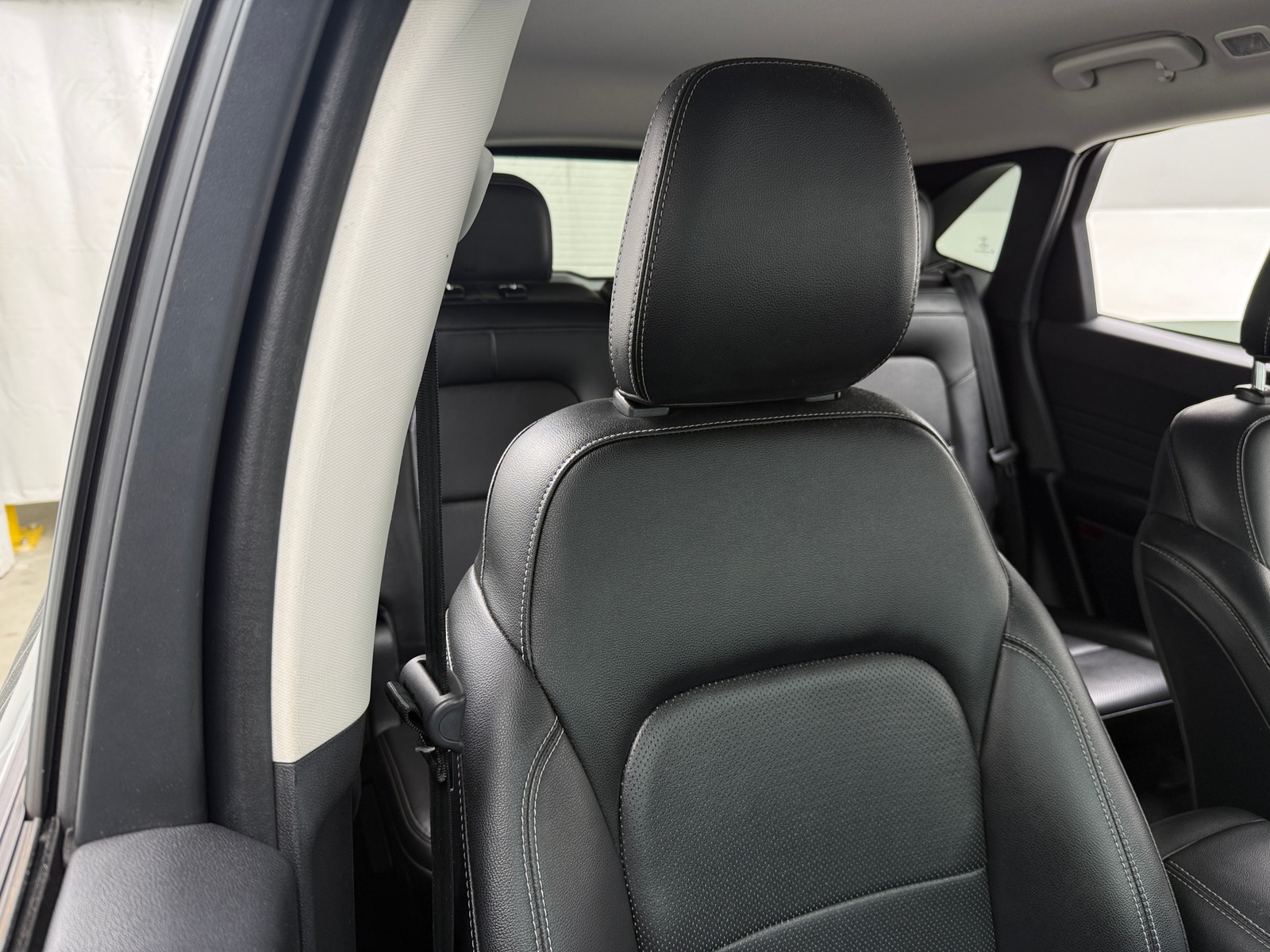 Thumbnail: 2022 Ford Escape - 2