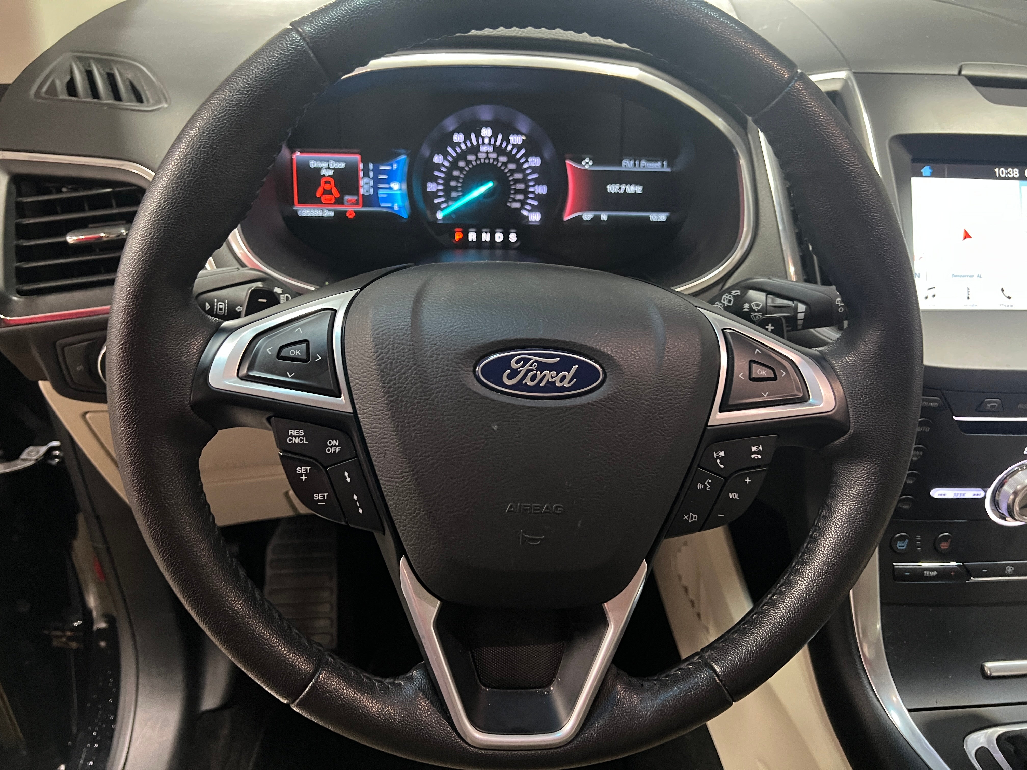 2018 Ford Edge Titanium 4