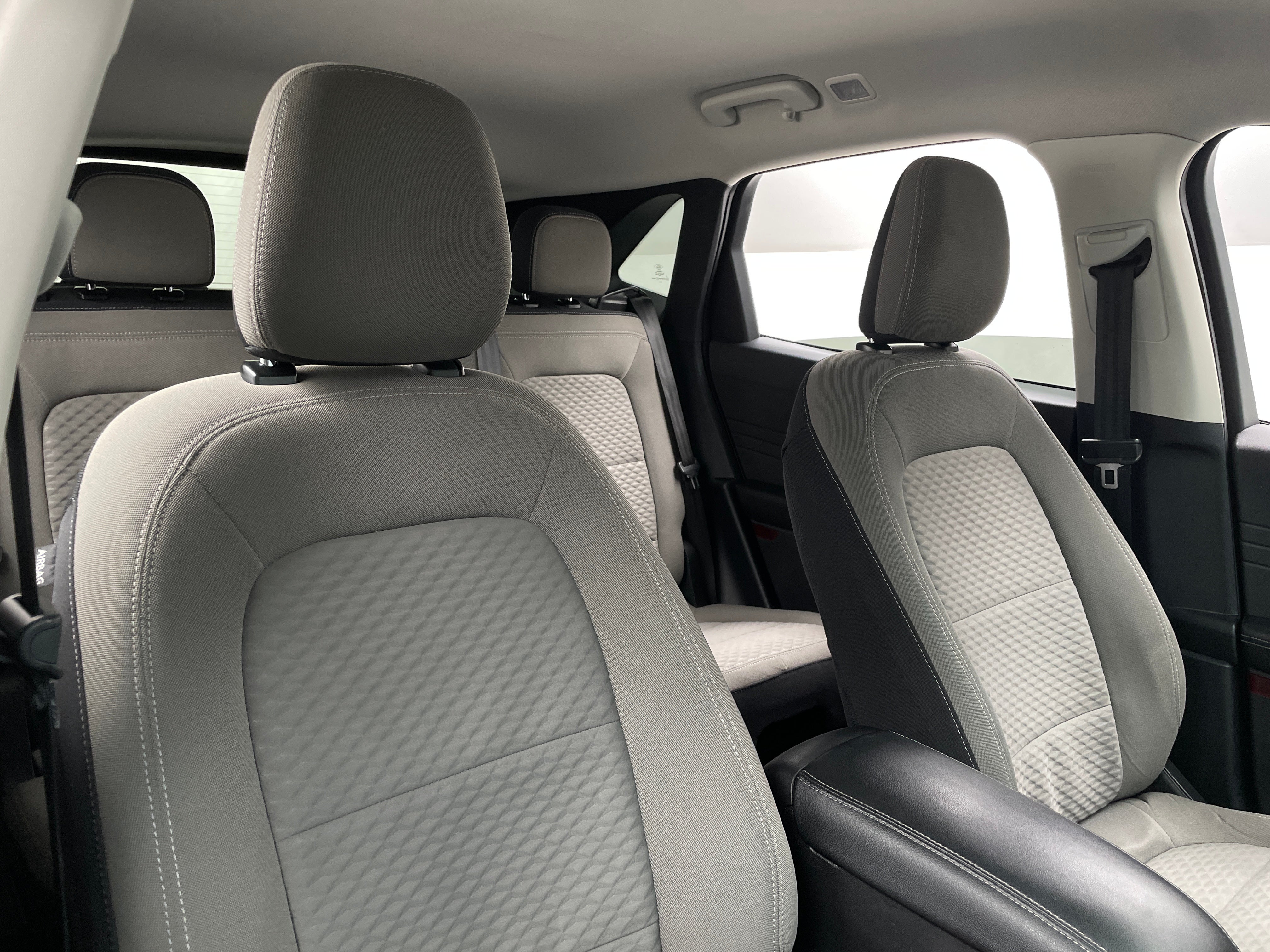 2022 Ford Escape SE Sport Hybrid 2