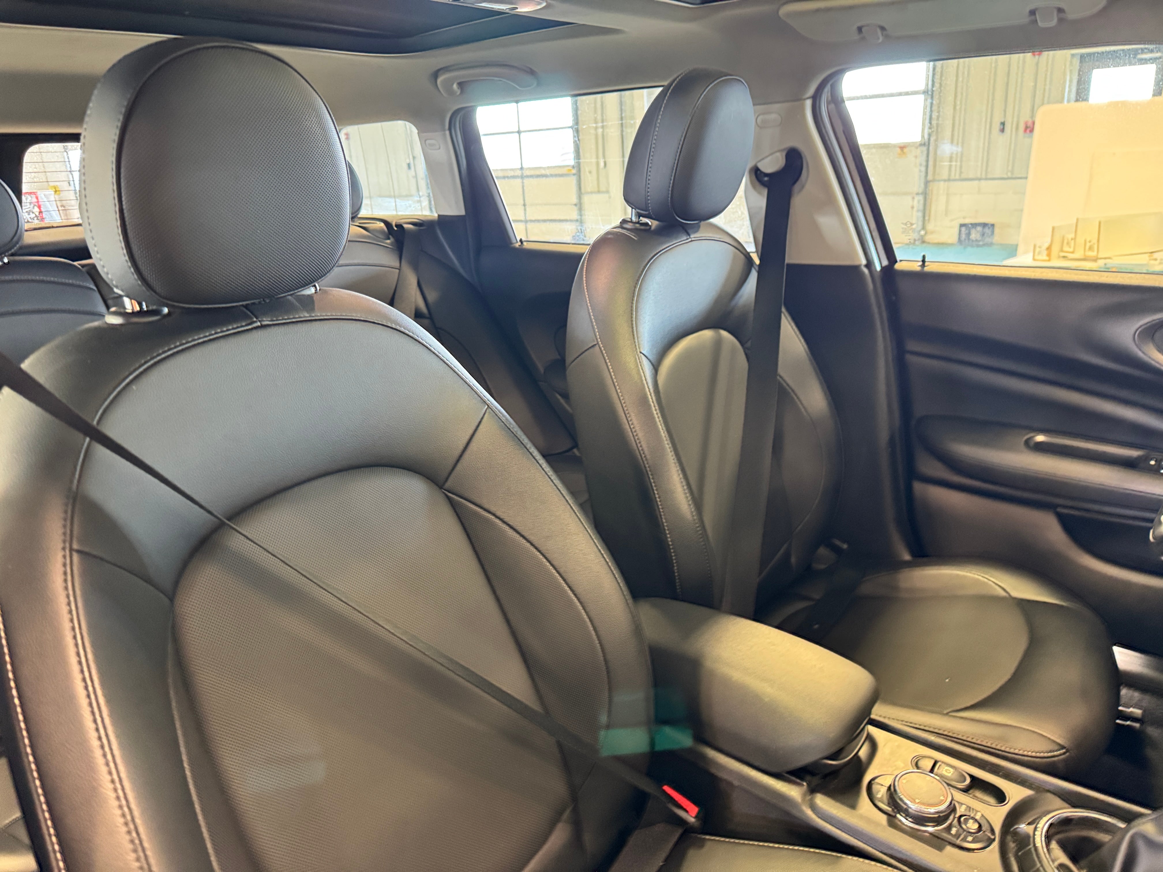 2016 MINI Cooper Clubman  2