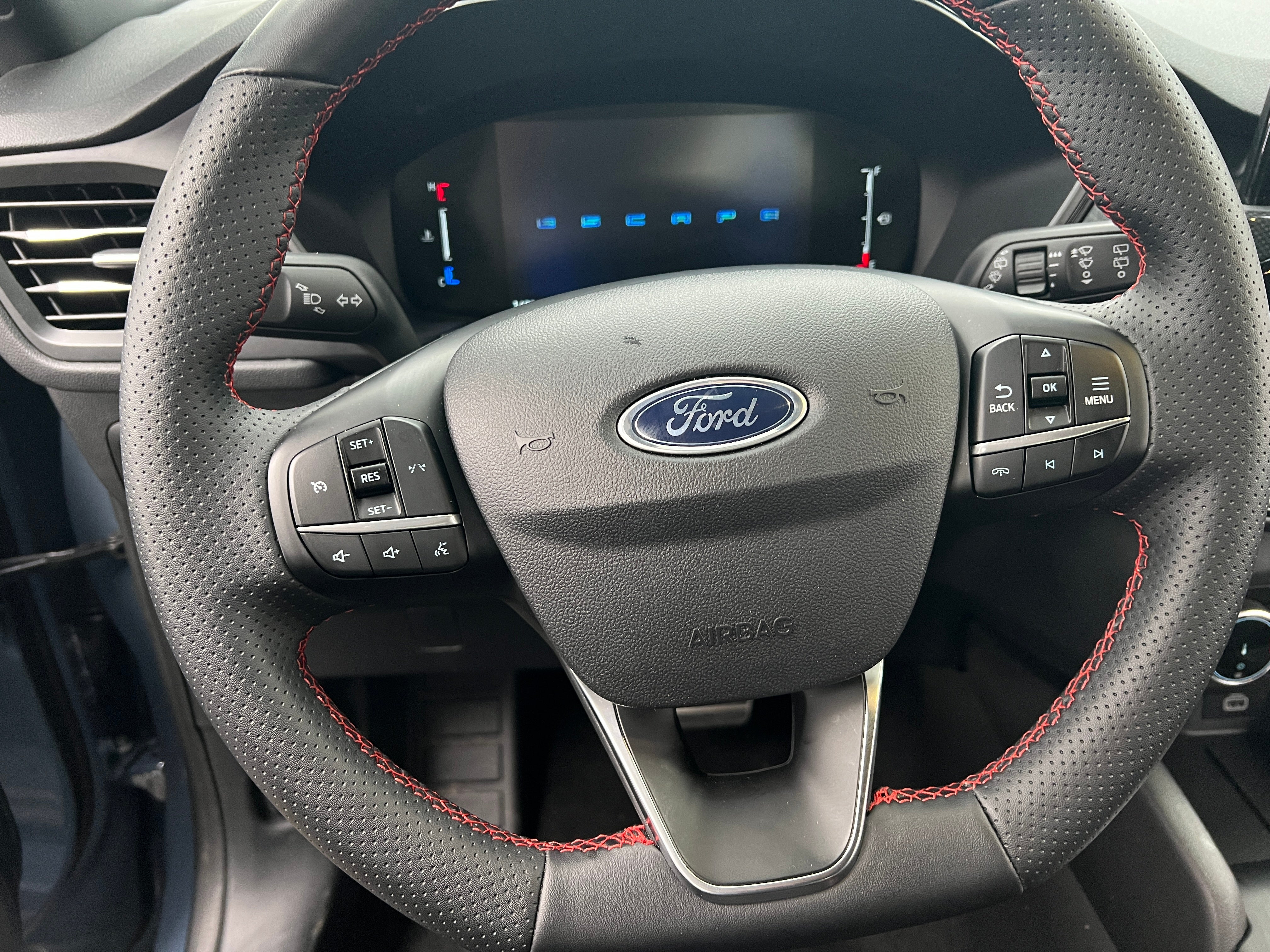 2024 Ford Escape ST-Line 5