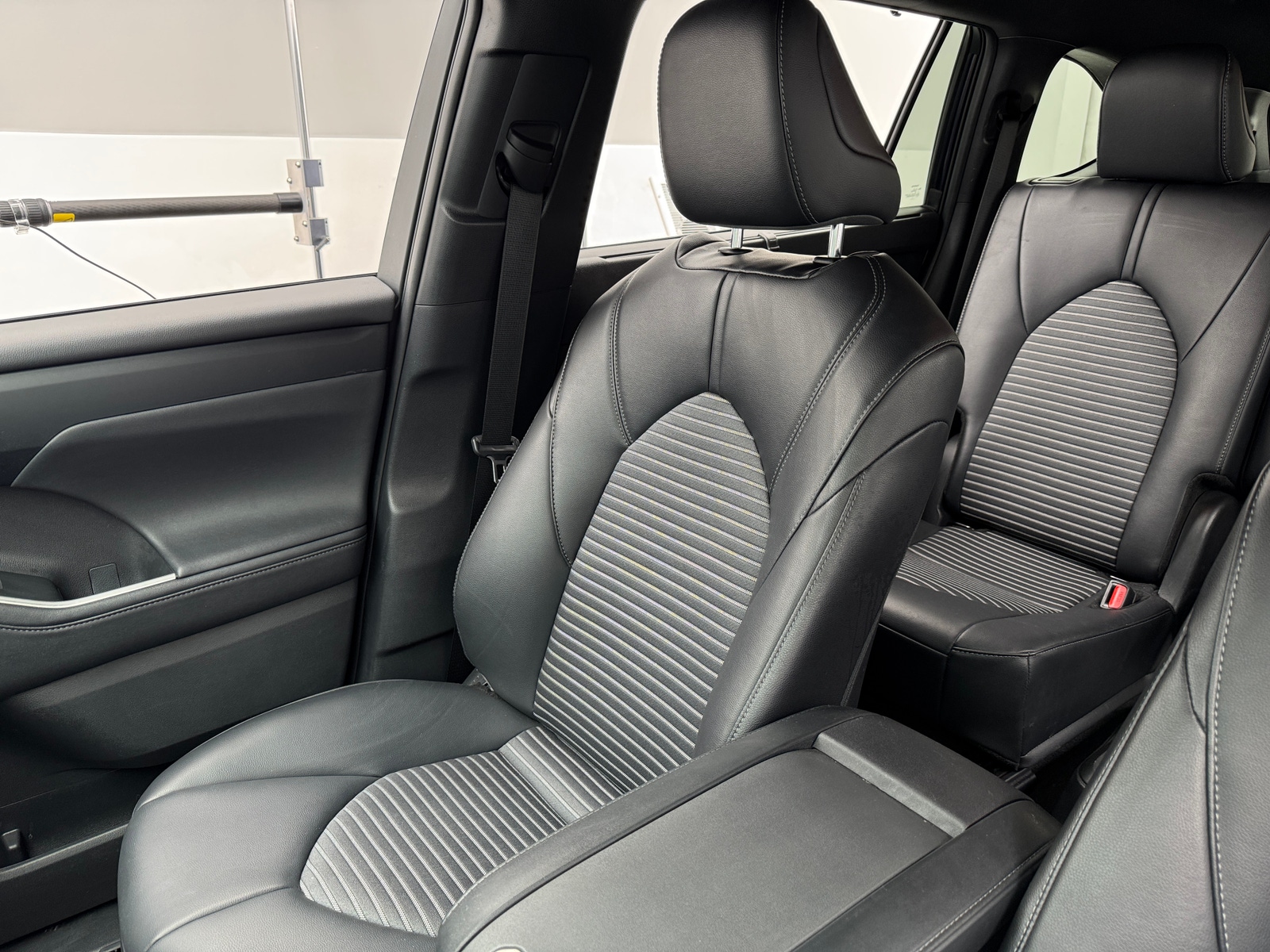 Thumbnail: 2024 Toyota Highlander - 2