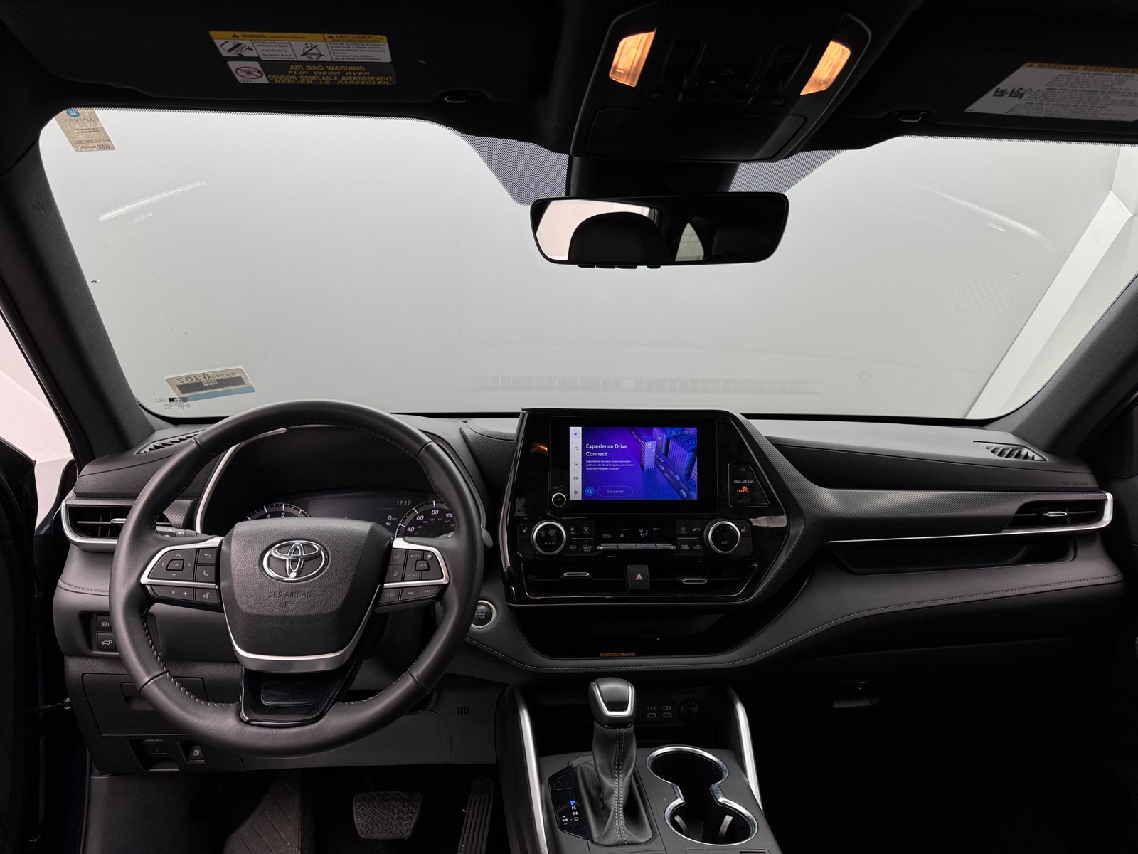 Thumbnail: 2024 Toyota Highlander - 3