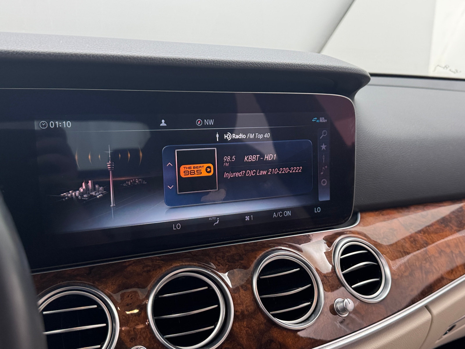 Thumbnail: 2020 Mercedes-Benz E-Class - 4